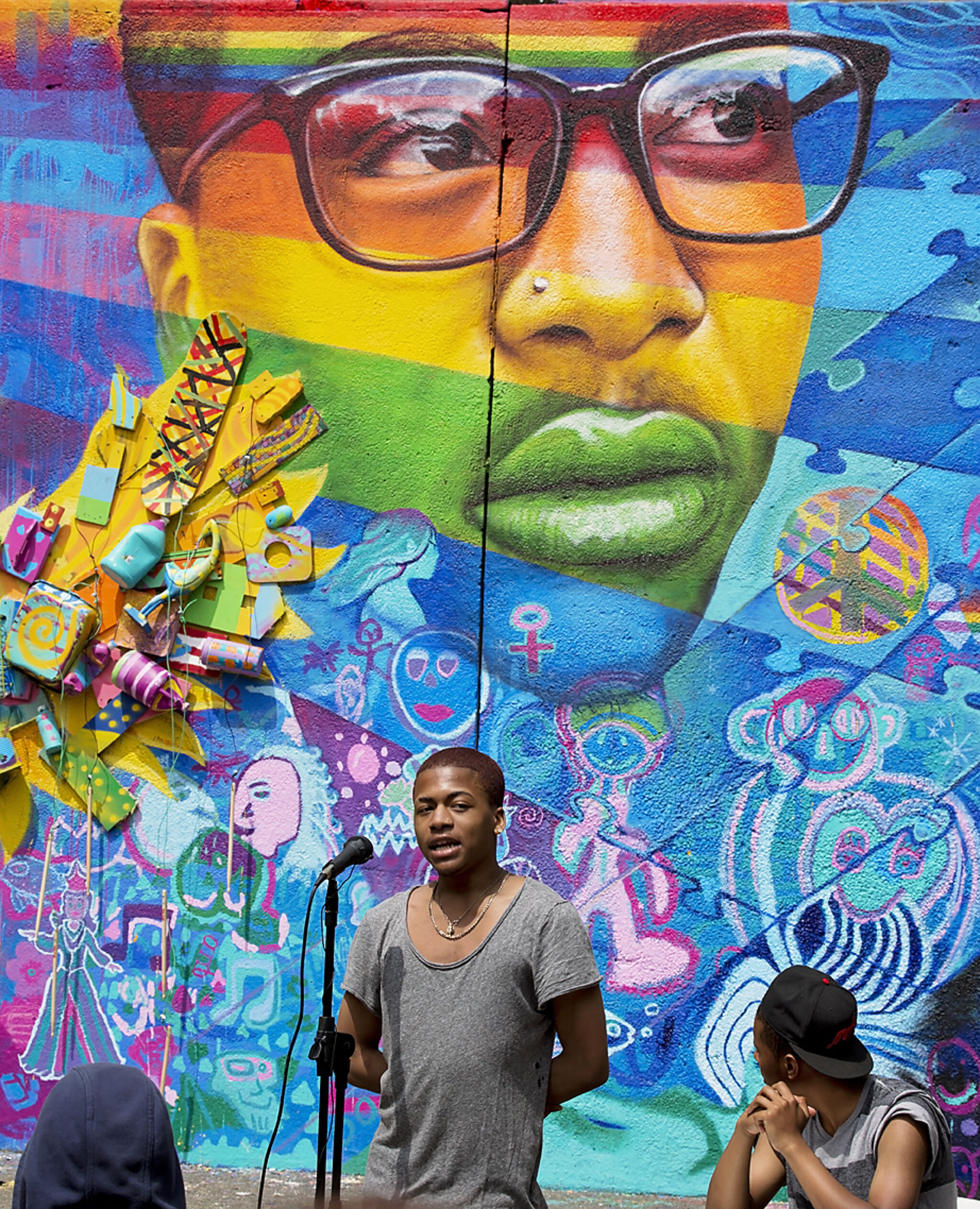 Joel Artista, Max Frieder, Artolution&mdash;Untitled