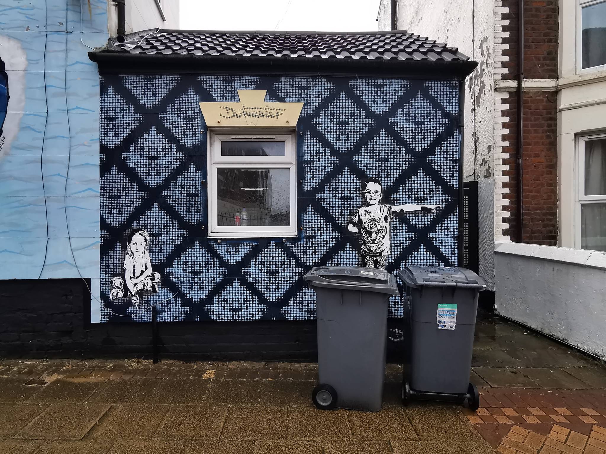 Dotmasters&mdash;Rude Kids House