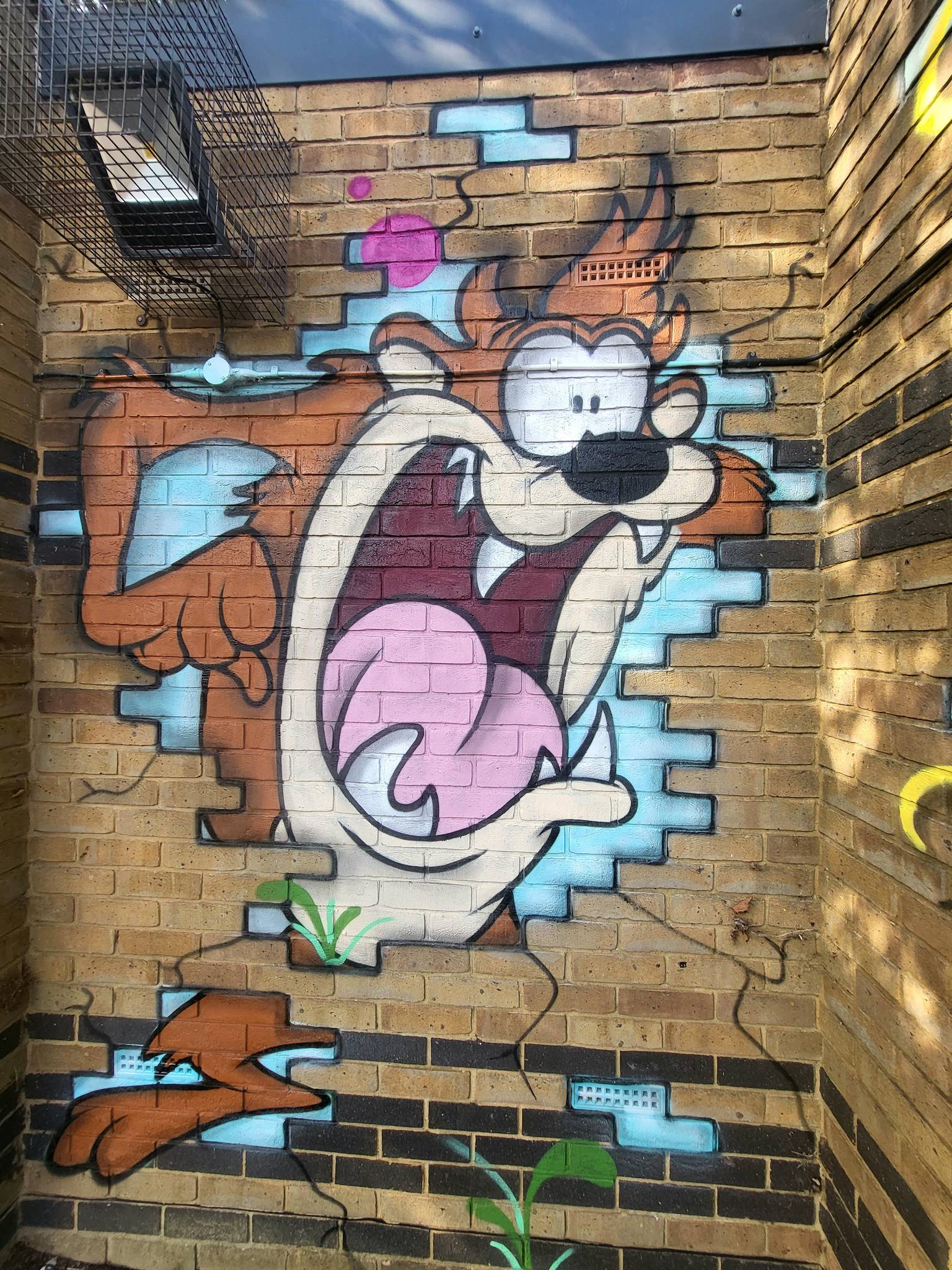 Nol, Mark Kellett Art, Curtis Creations, VaneMG, South Soak, Various Artists&mdash;Unamed - Central Street