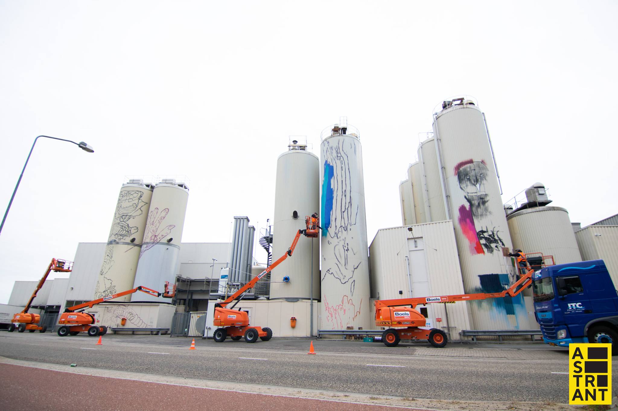 Sfhir, eleman, Klaas Lageweg, Karski, Beyond&mdash;Silo's Riedel