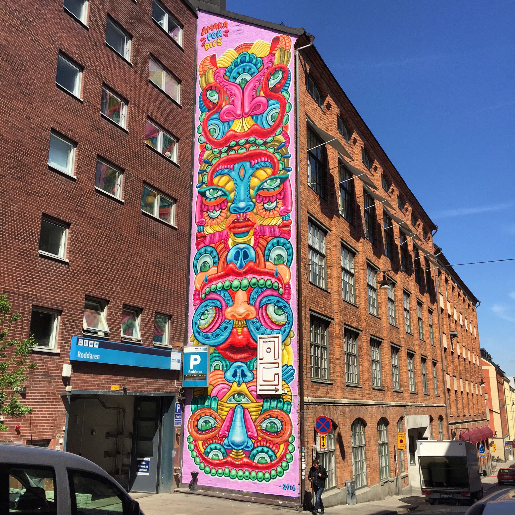 Various Artists&mdash;Curated wall