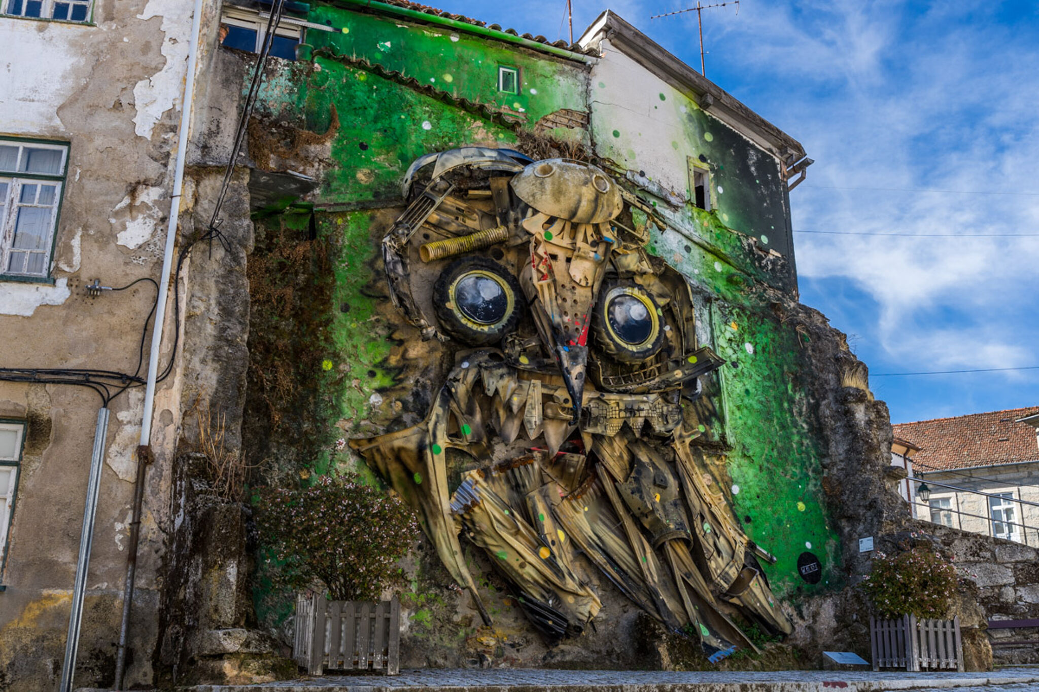 Bordalo ll&mdash;Owl eyes