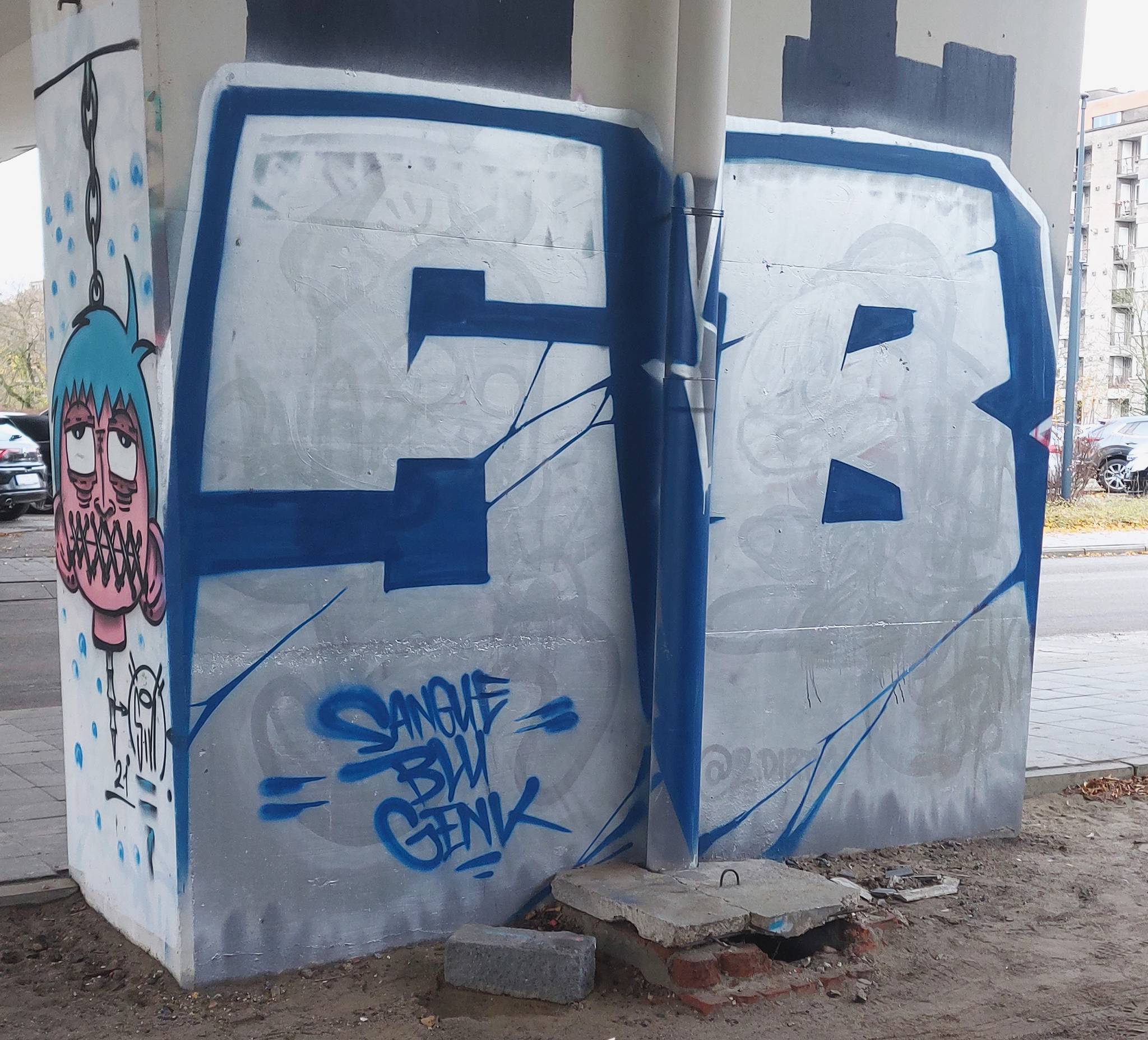 &mdash;Legal Walls