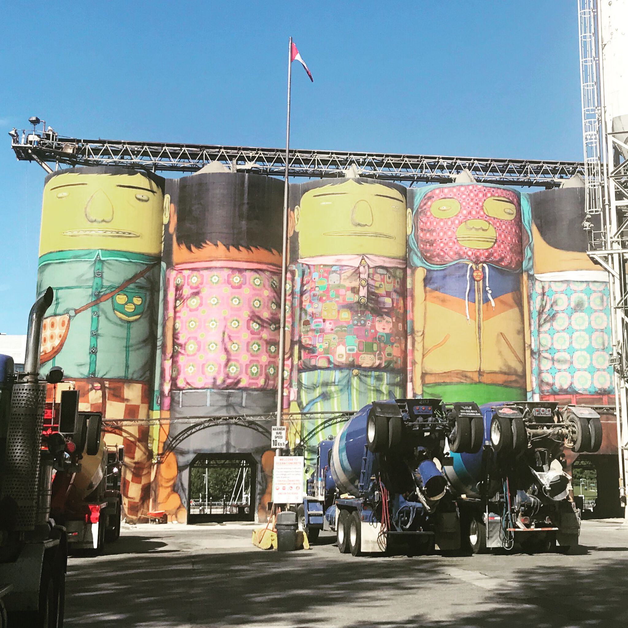 Os Gemeos&mdash;Giants