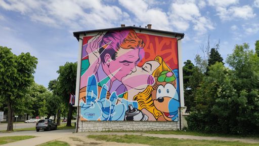 Kiss by the Danube