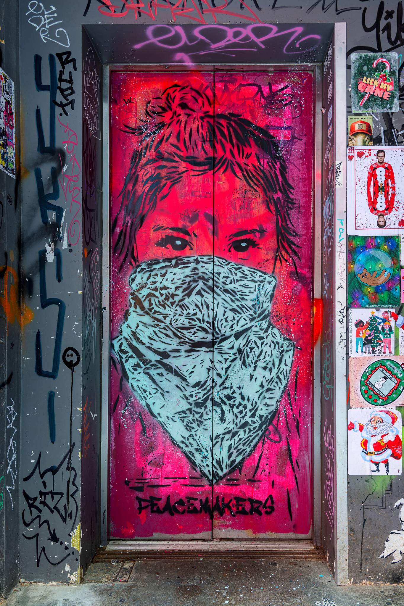 Vale_Stencil&mdash;Peacemakers