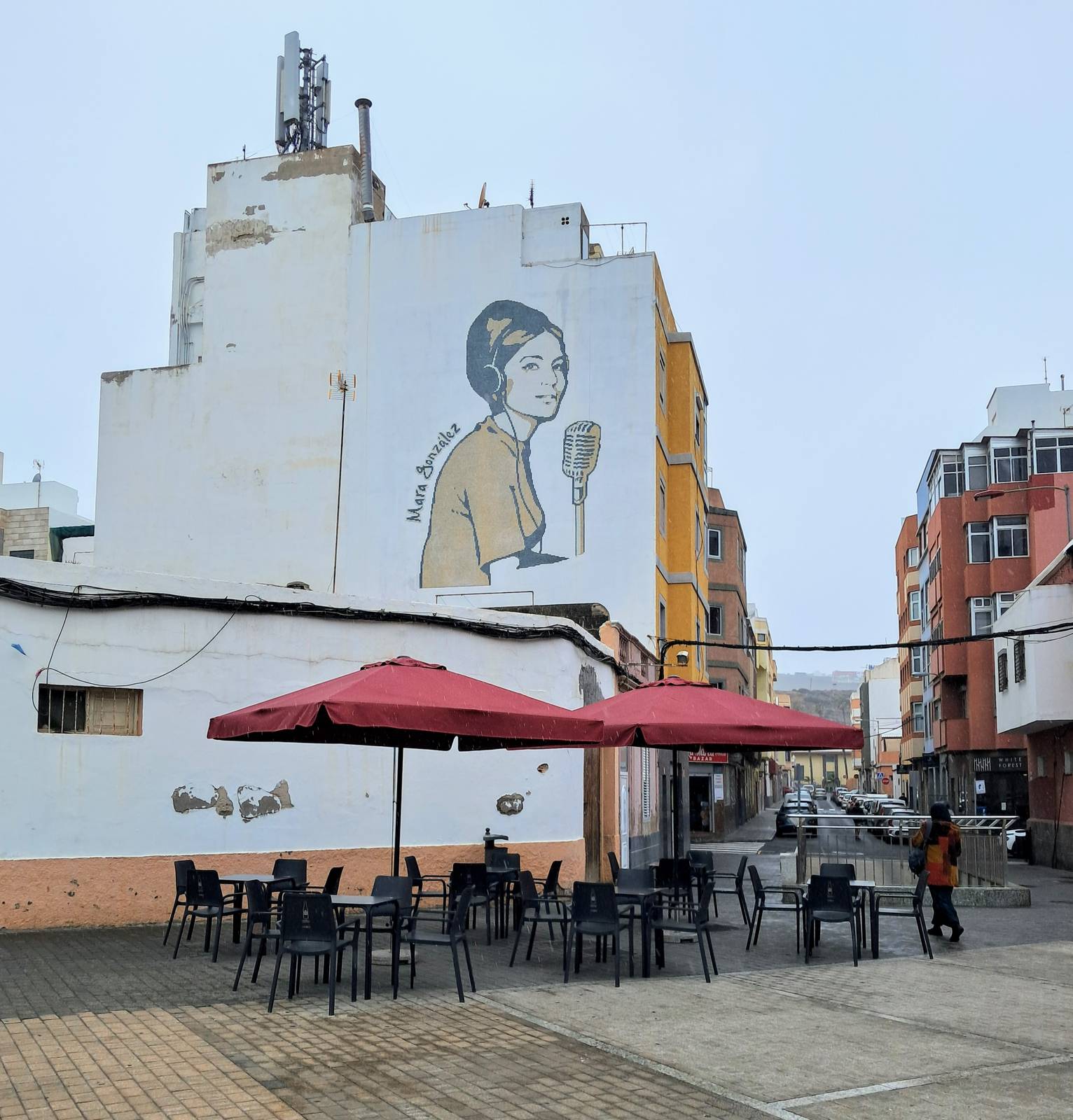 Luna Bengoechea, Acaymo Cuesta&mdash;Mara González
