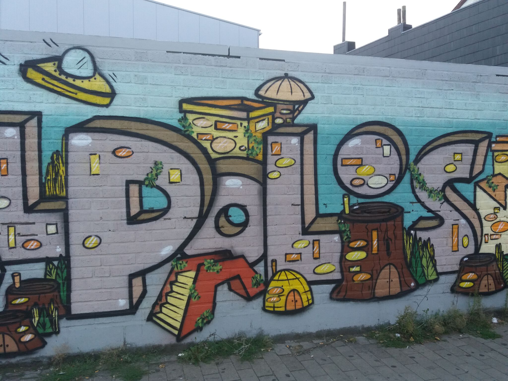 Soke - la cabane, les debrouillards&mdash;Herstal wall