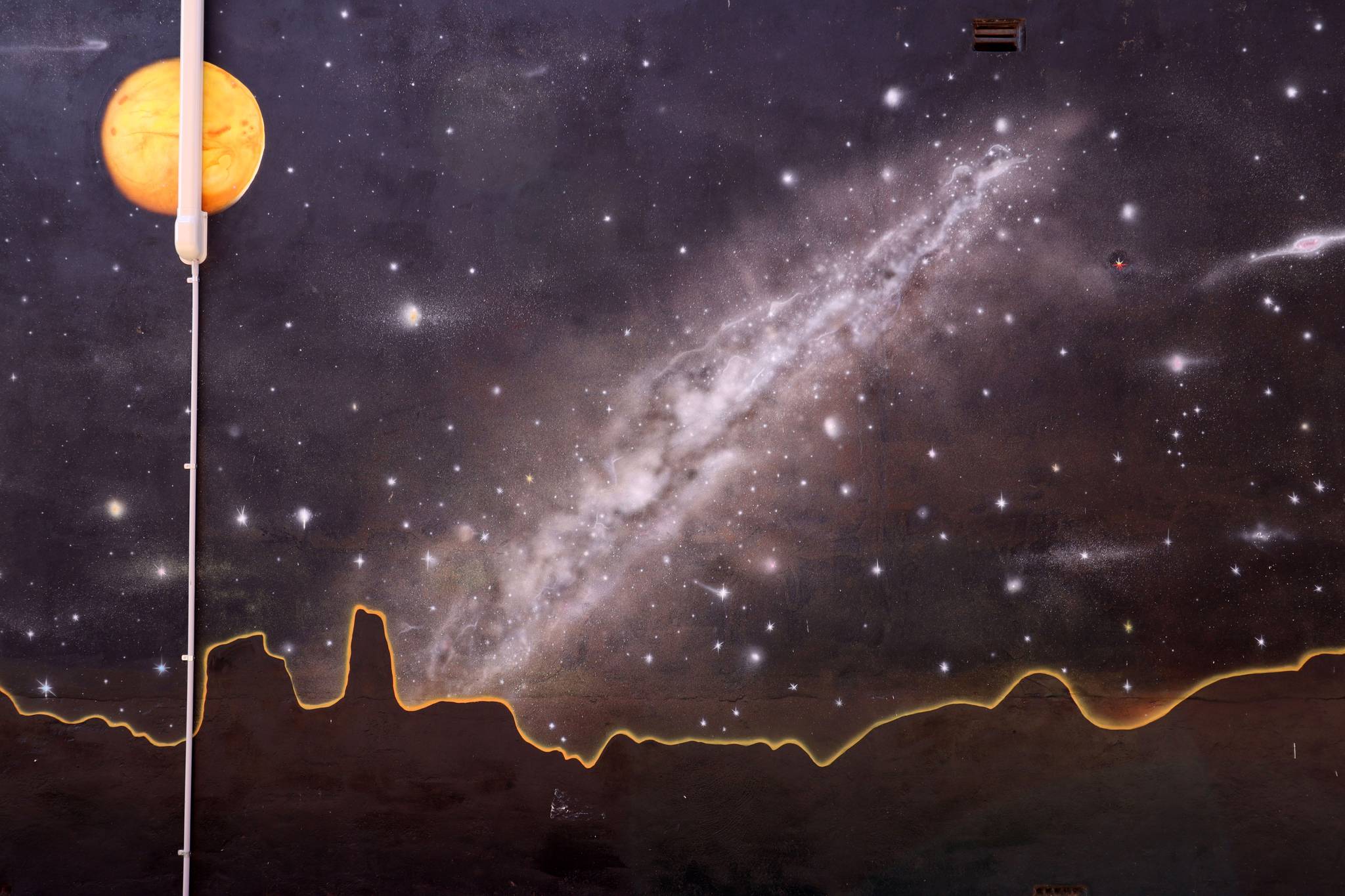 Steve Crompton, Rob McNaught&mdash;2357 Space Mural