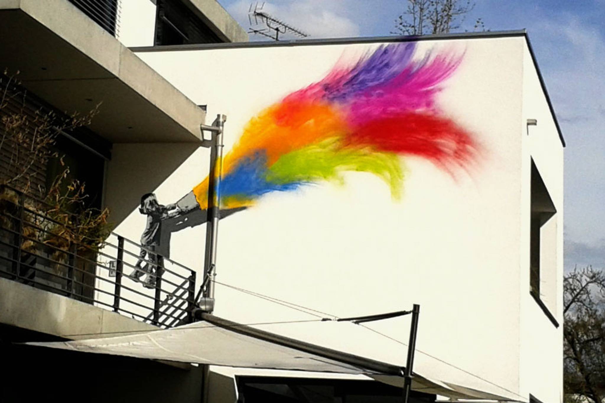 Lapiz&mdash;Colour Explosion