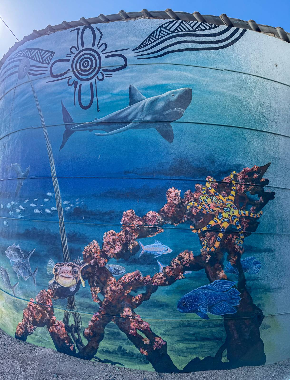 Jason Swales, Rachelle Plazeriano, Ngrakani Harley Hall, Stephen Renfrey&mdash;Warooka Water Tank Art