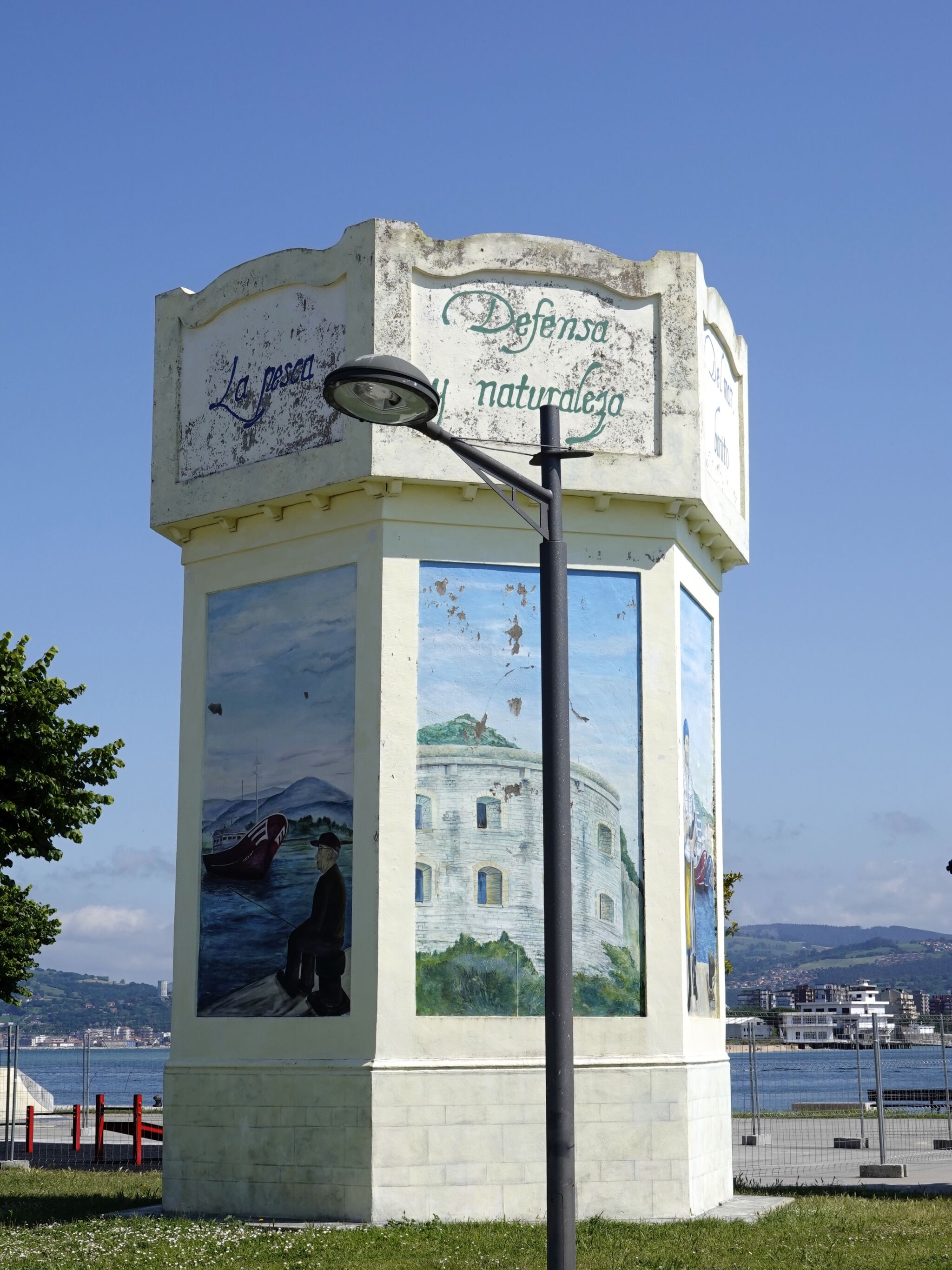 SUSANA VELASCO&mdash;Water supply tower