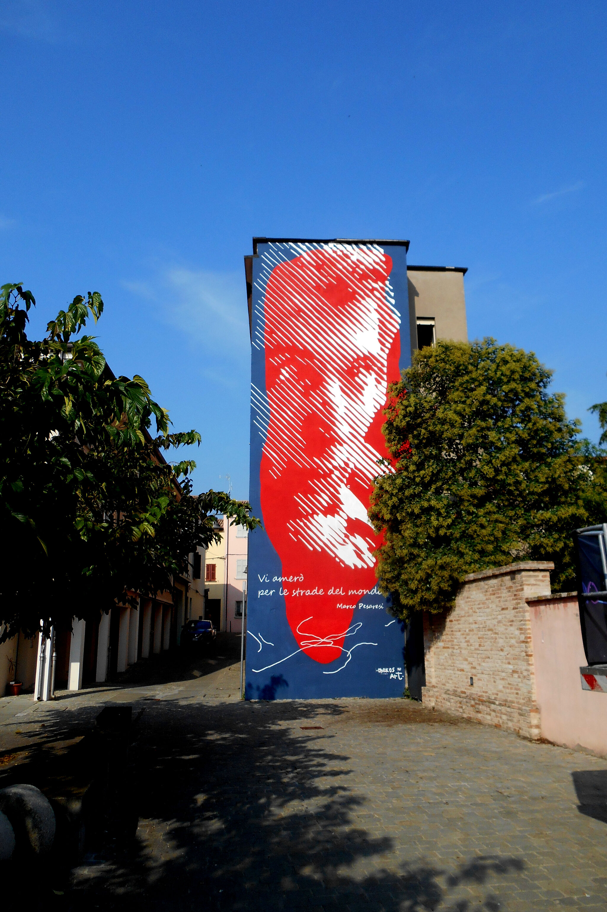 Chekos&mdash;"Vi amerò per le strade del mondo" Marco Pesaresi