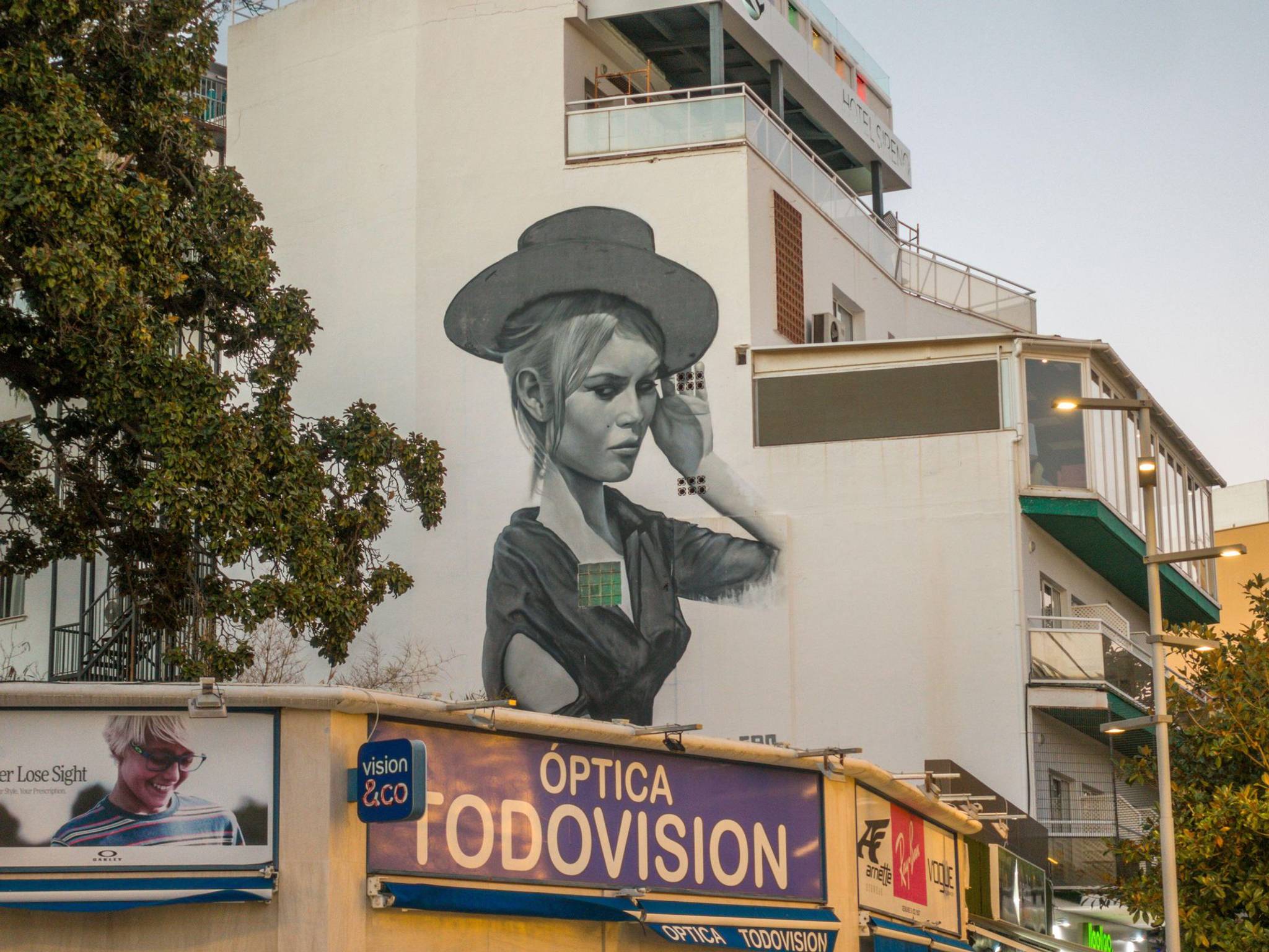 Nesui&mdash;Brigitte Bardot