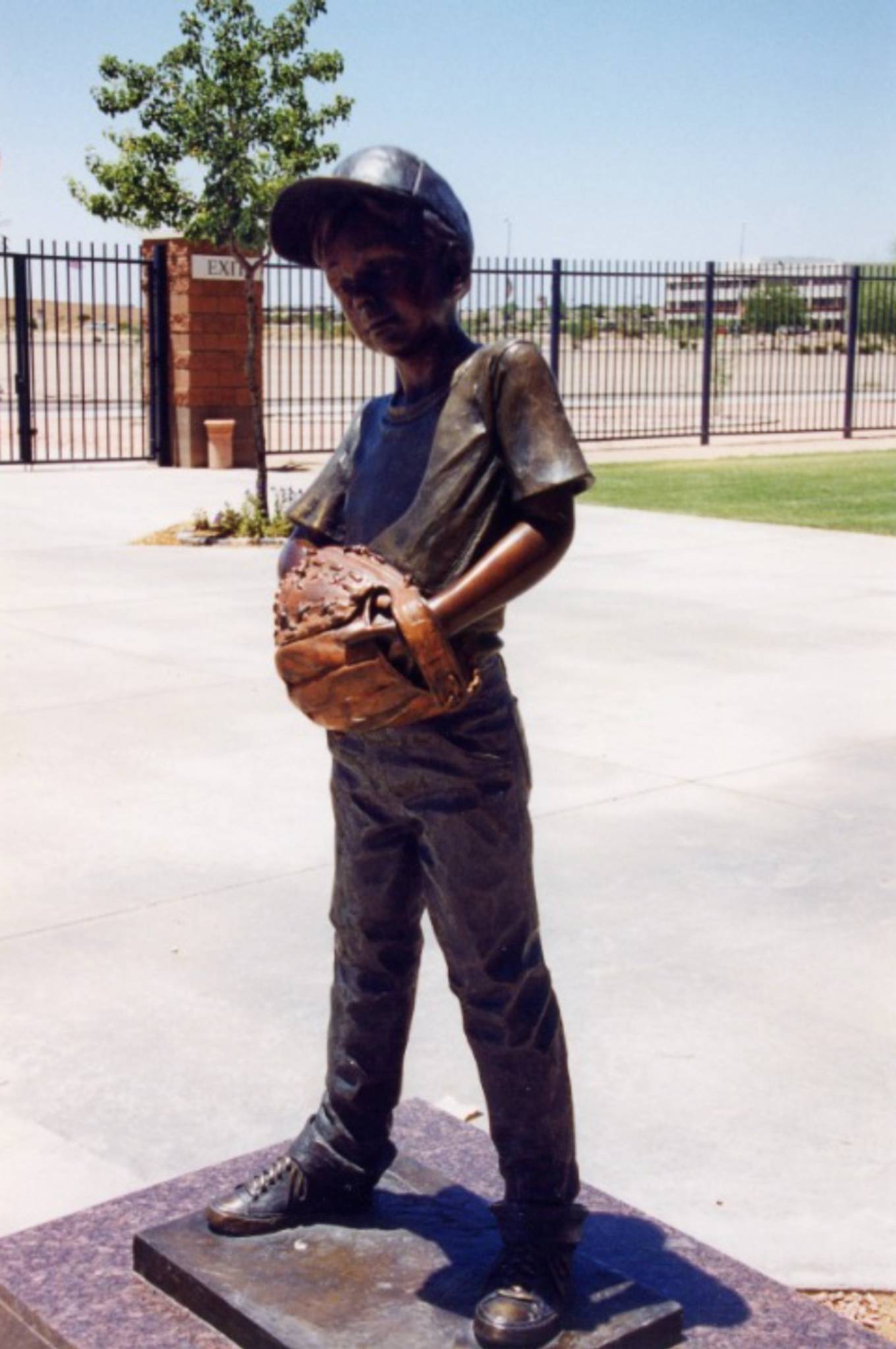 George Lundeen&mdash;First Mitt