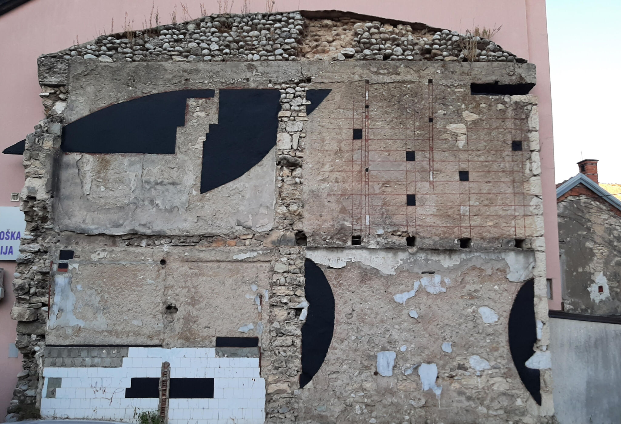 Soraja Cehic, Arleta Cehic&mdash;Installation: Mural "Open Gallery" Over"