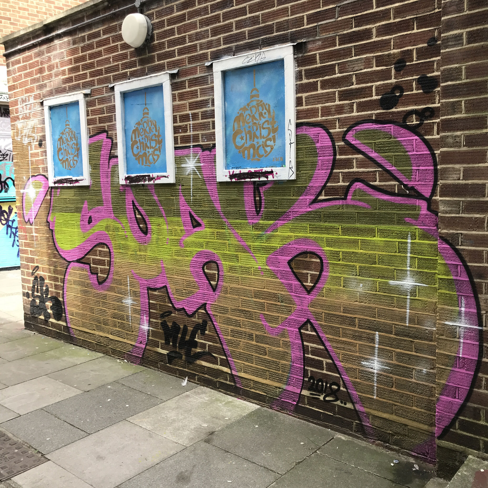 Fark, Roo Abrook, Kloth, NZIE, Sarnie, Nova, South Soak, Berk MLC, Pogo, Mistersamo, RoosArt&mdash;Southsea Ghetto (various artists)