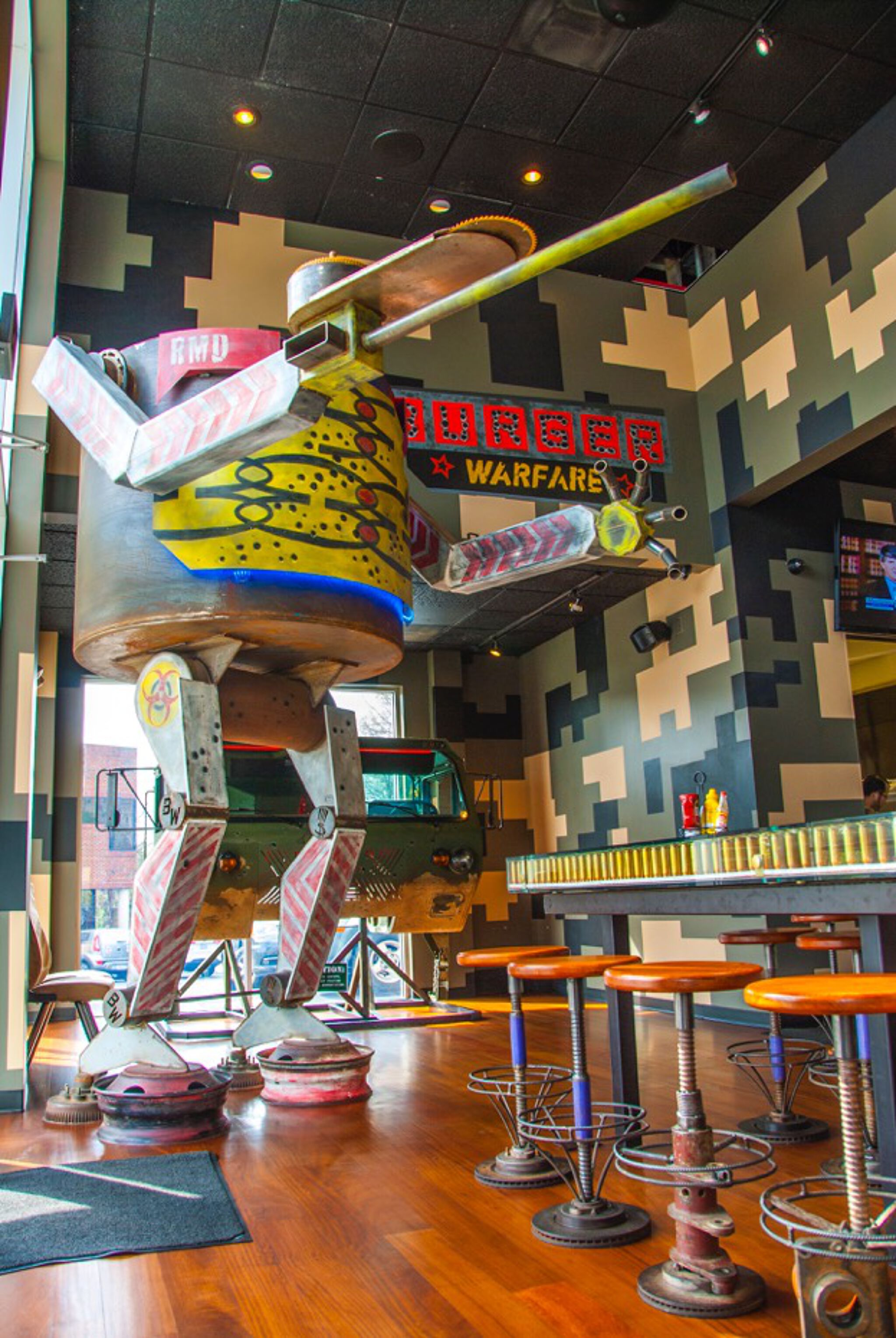 &mdash;Burger Warfare