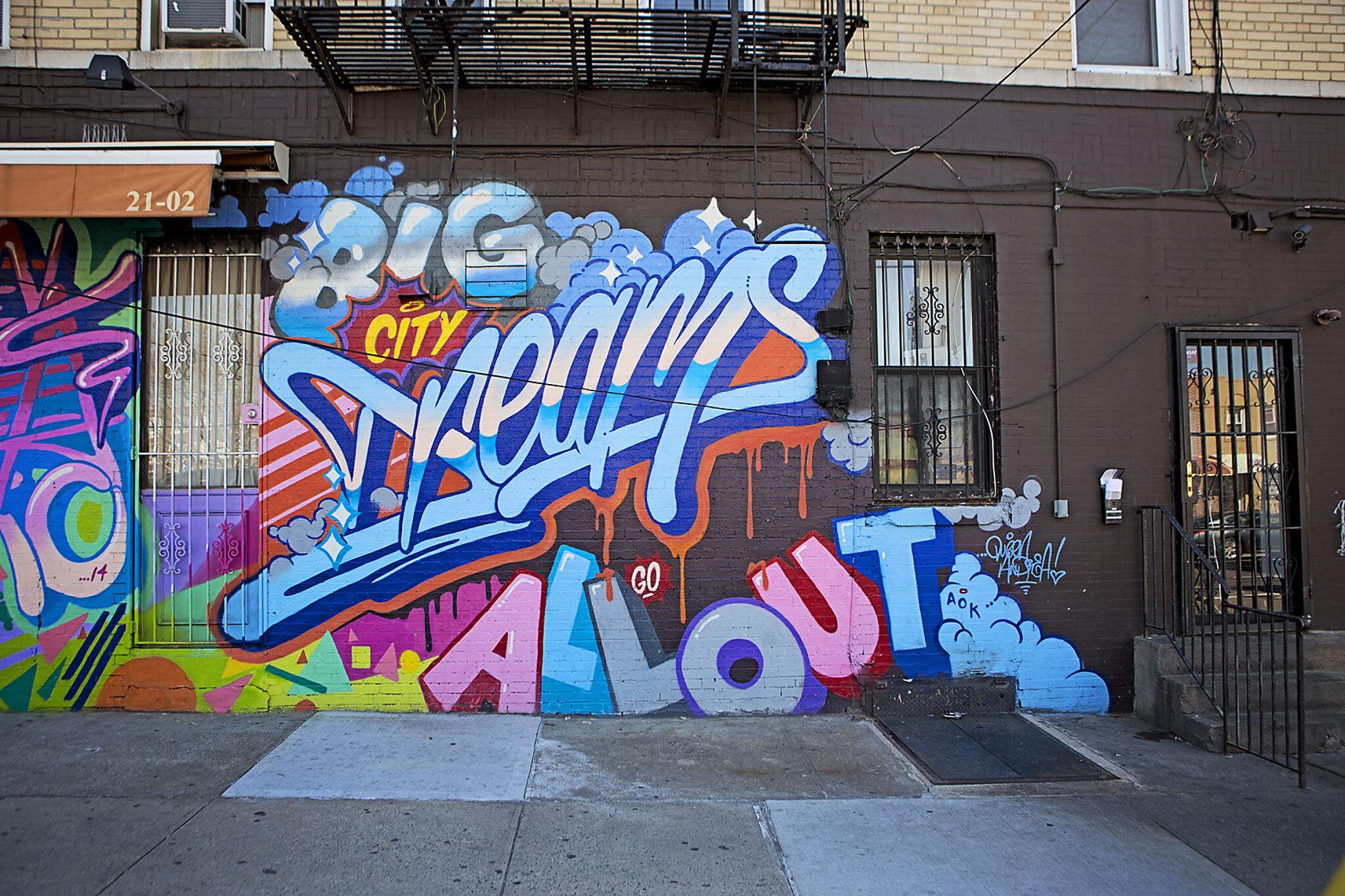 Queen Andrea&mdash;Big City Dreams