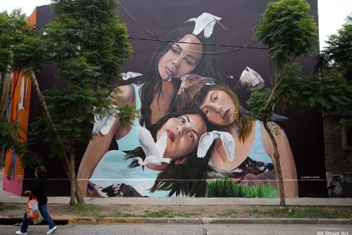 Tres