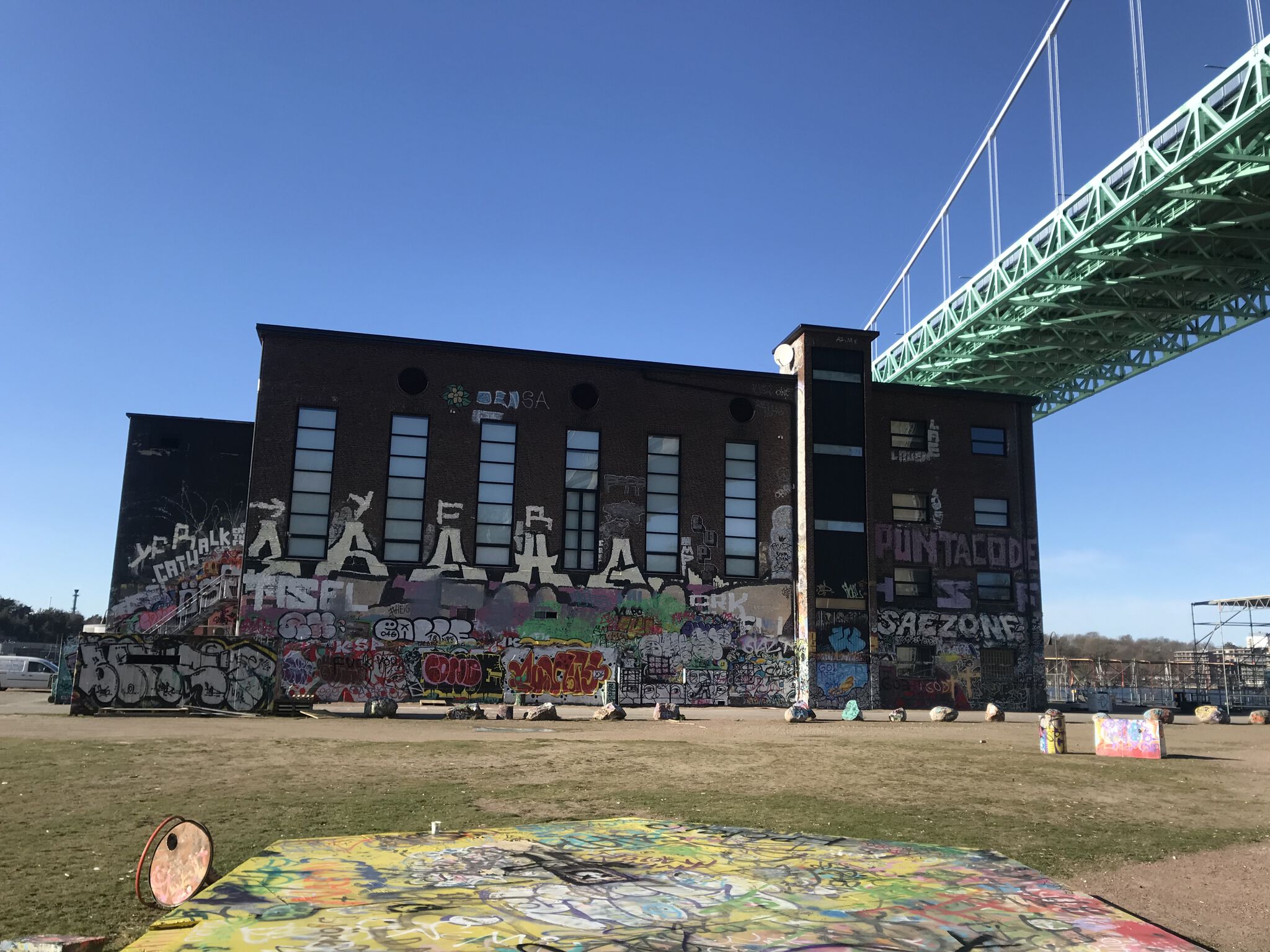 Various Artists&mdash;Röda Sten open wall