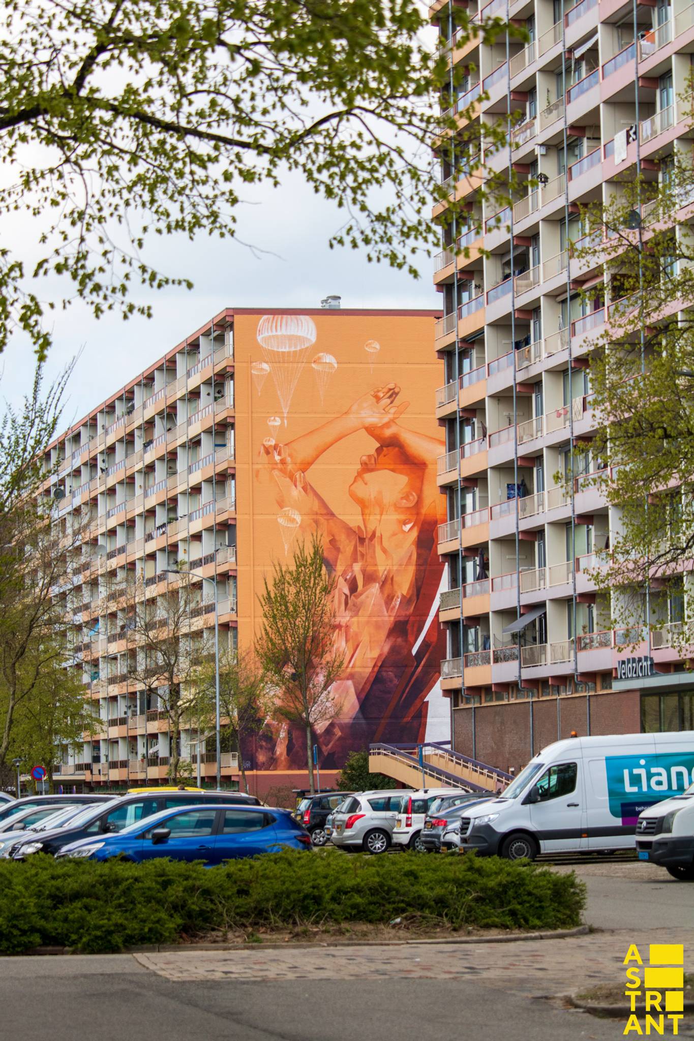 Iota&mdash;Airborne Mural  - Veldhuizen