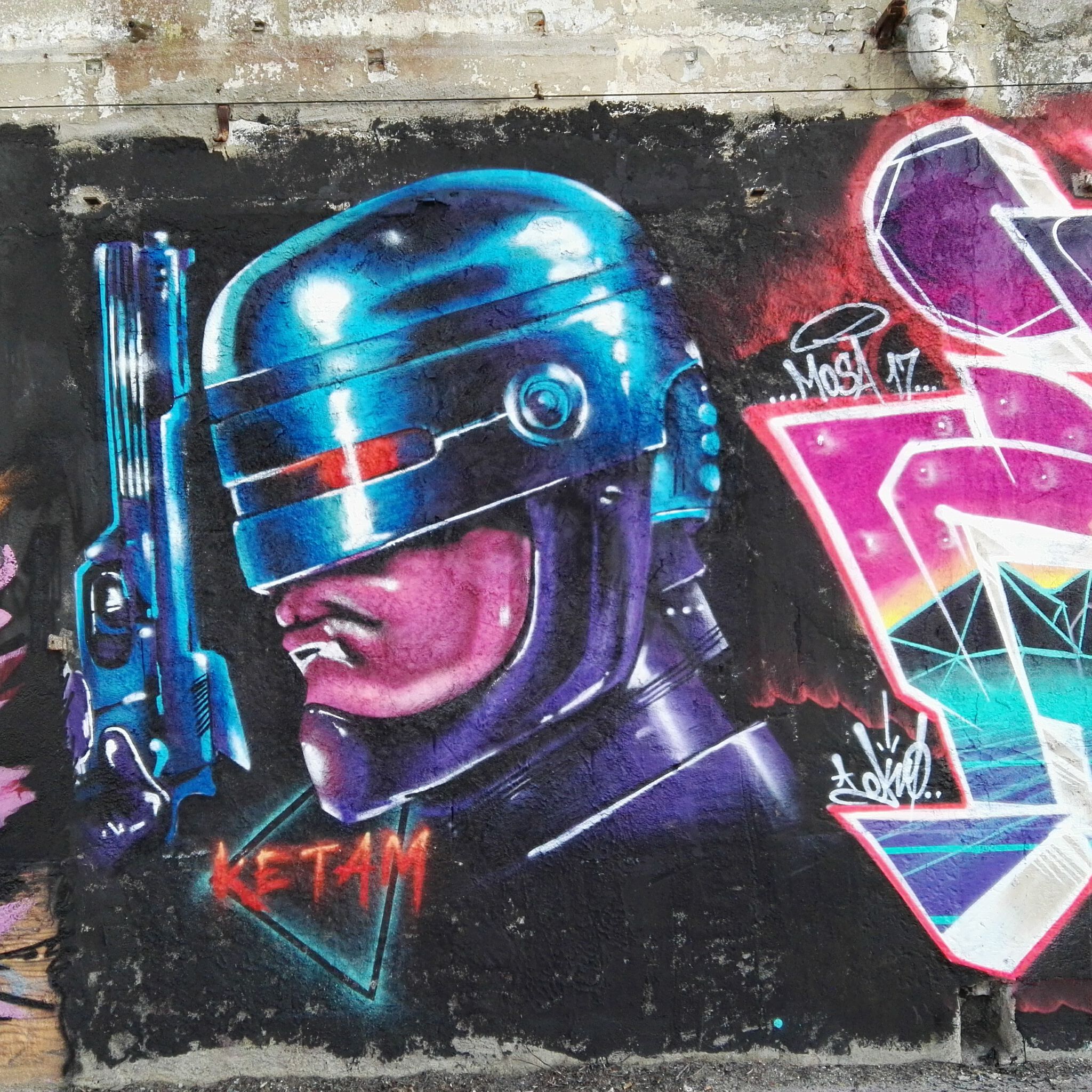 ms.ketam&mdash;robocop