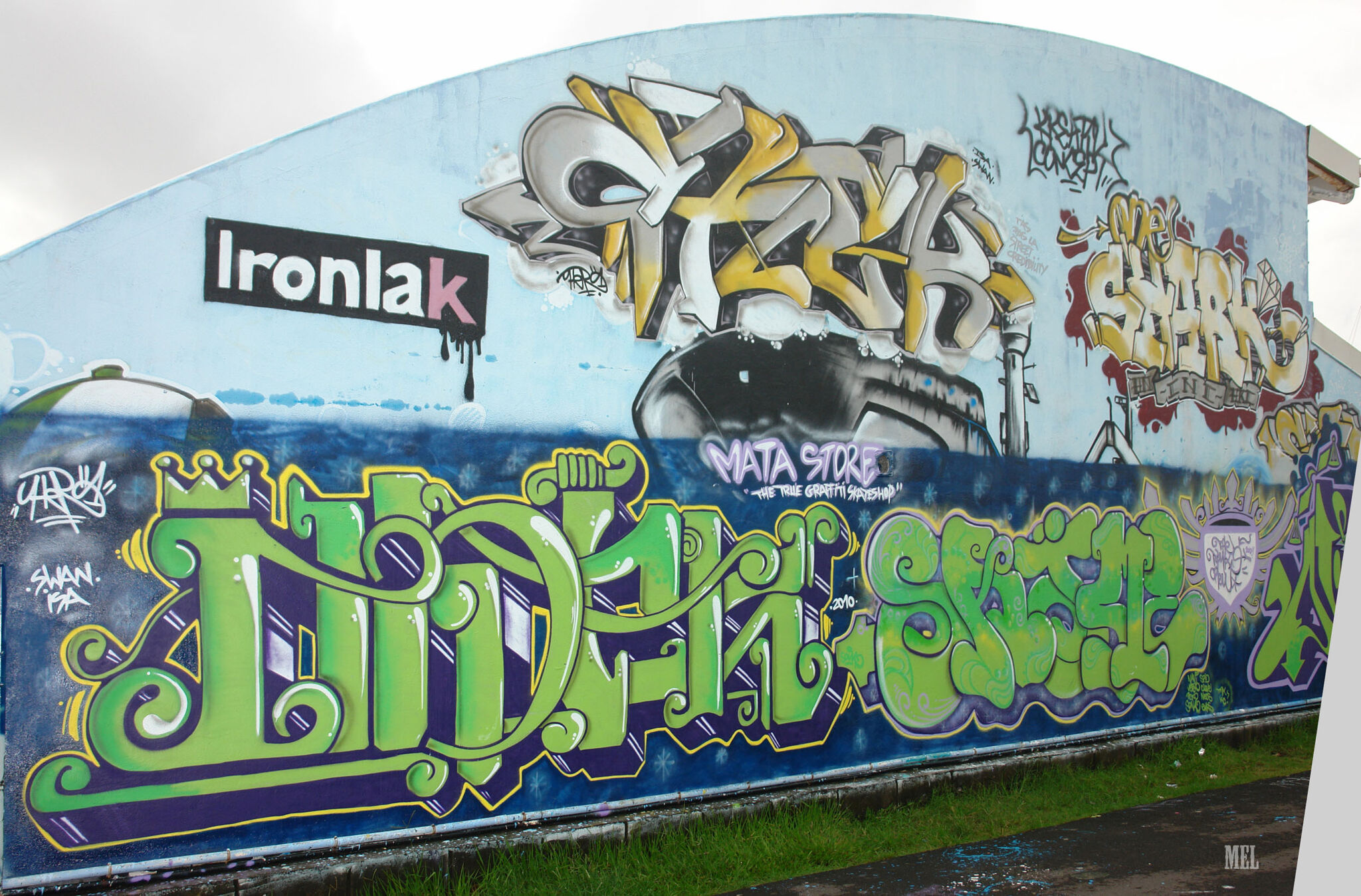 Cher1, TMK, Various Artists&mdash;Graffiti from Boris Léontieff Stadium