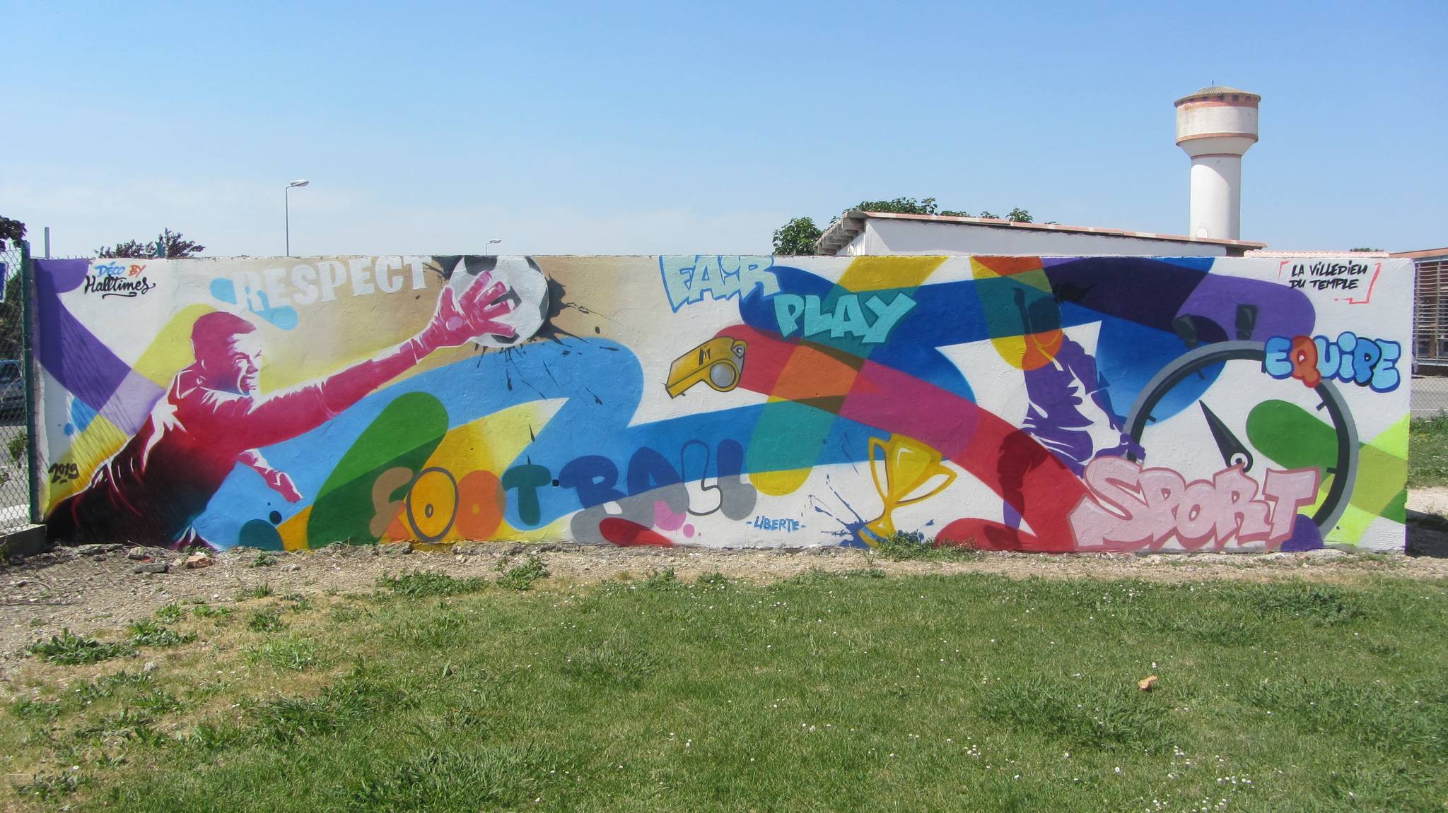 Tigre, Oopse, Halltimes&mdash;Football players