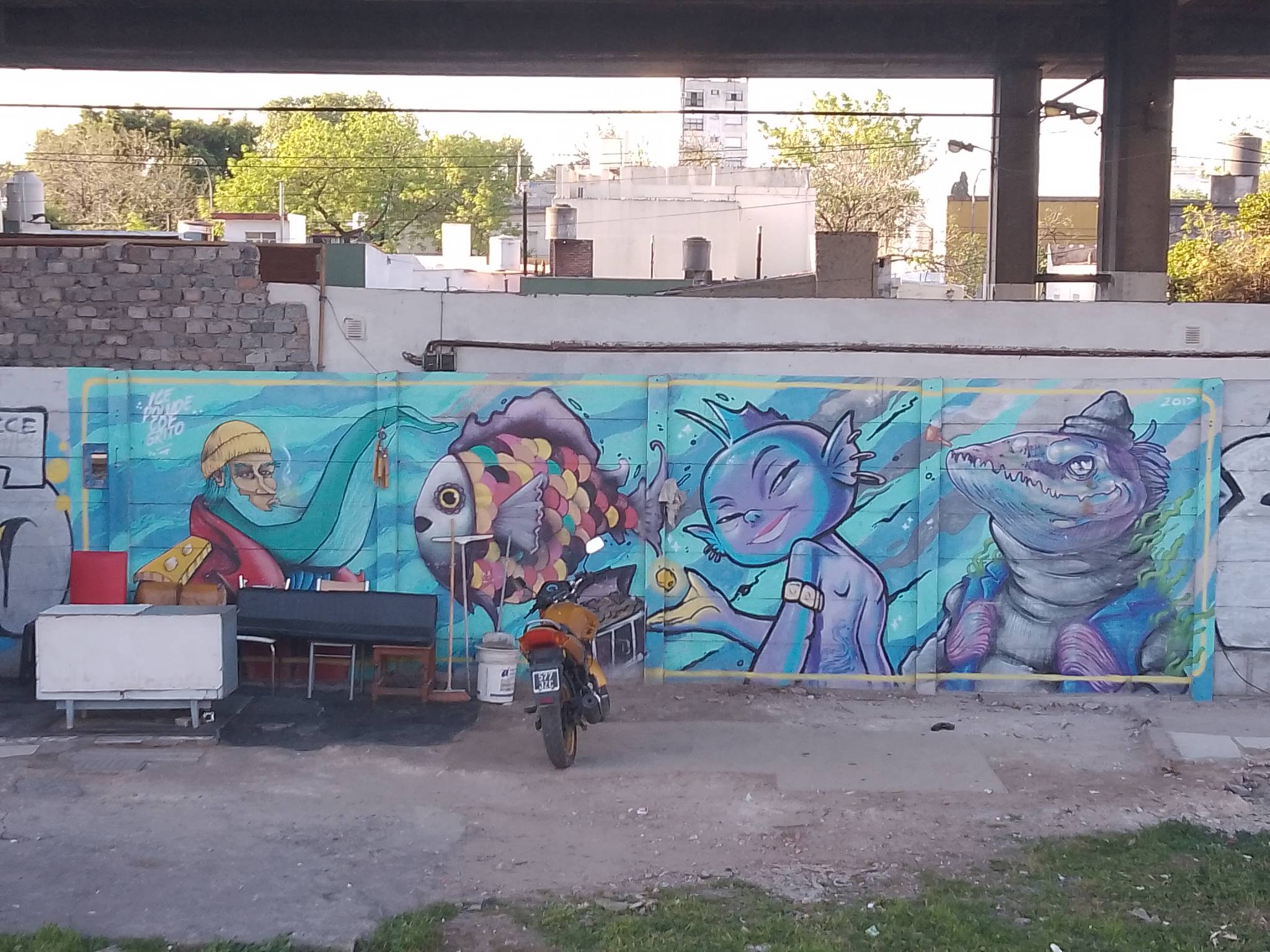 Cof, Grito, Ice Lucho&mdash;Mar en la vias