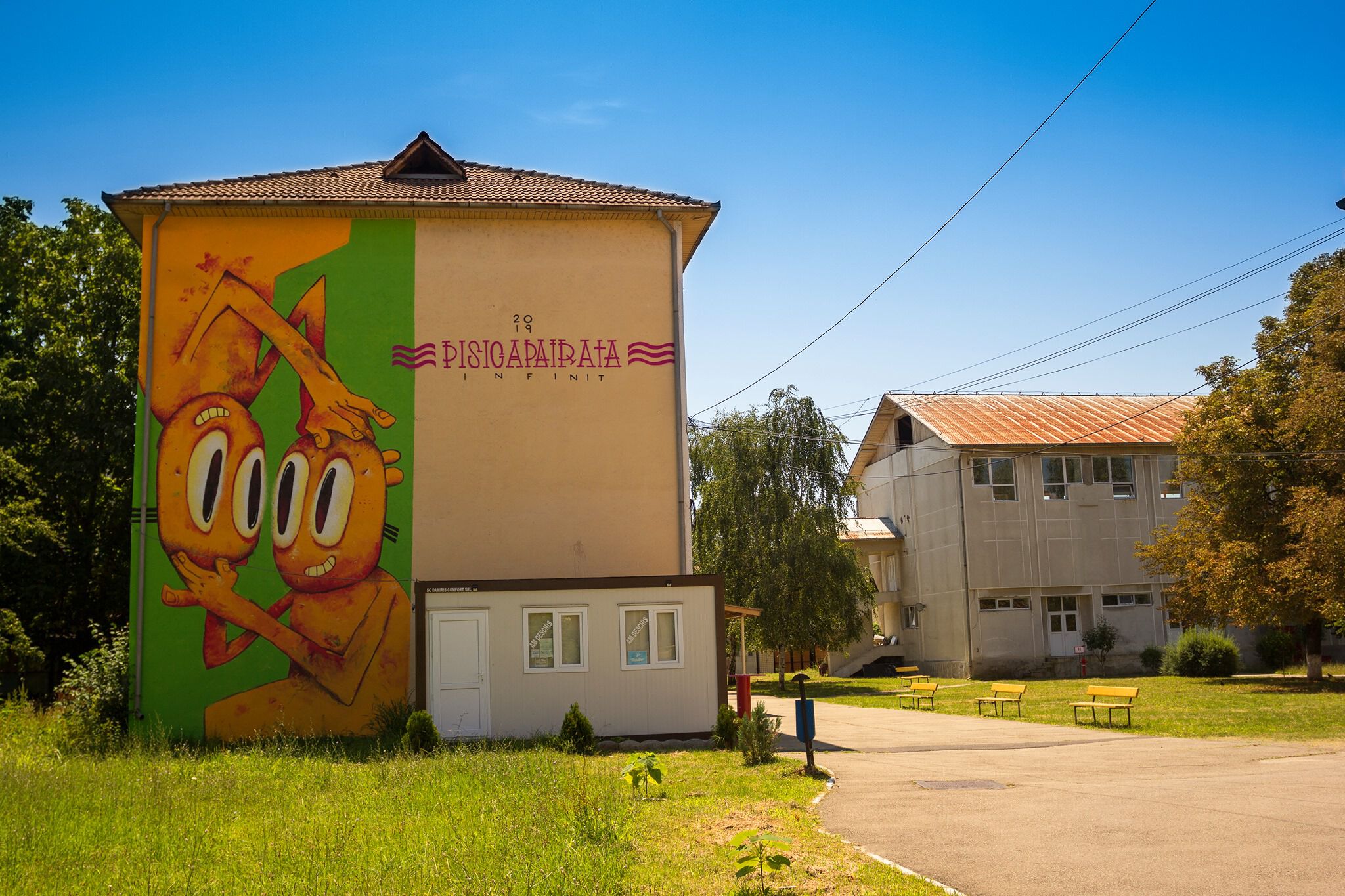 Pisica Pătrată (Square Cat)&mdash;Infinity
