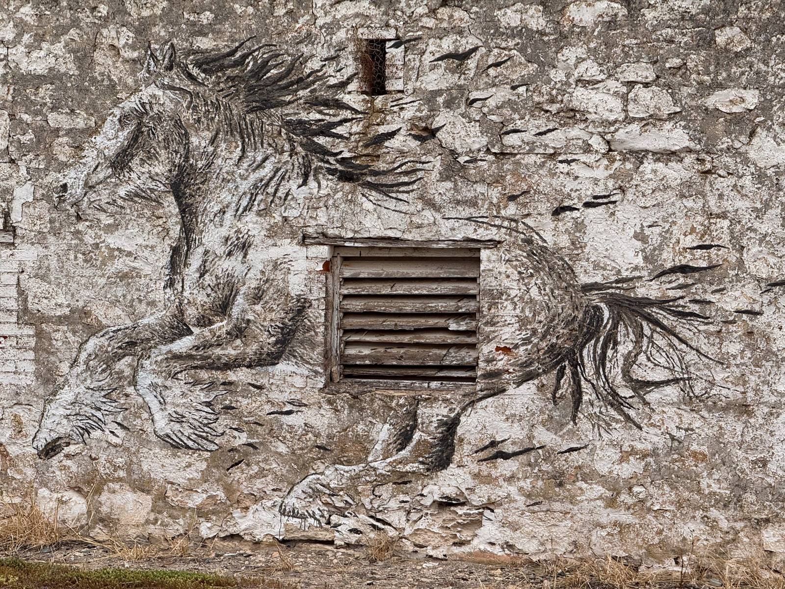 Dylan Butler&mdash;Coobowie Hotel Mural