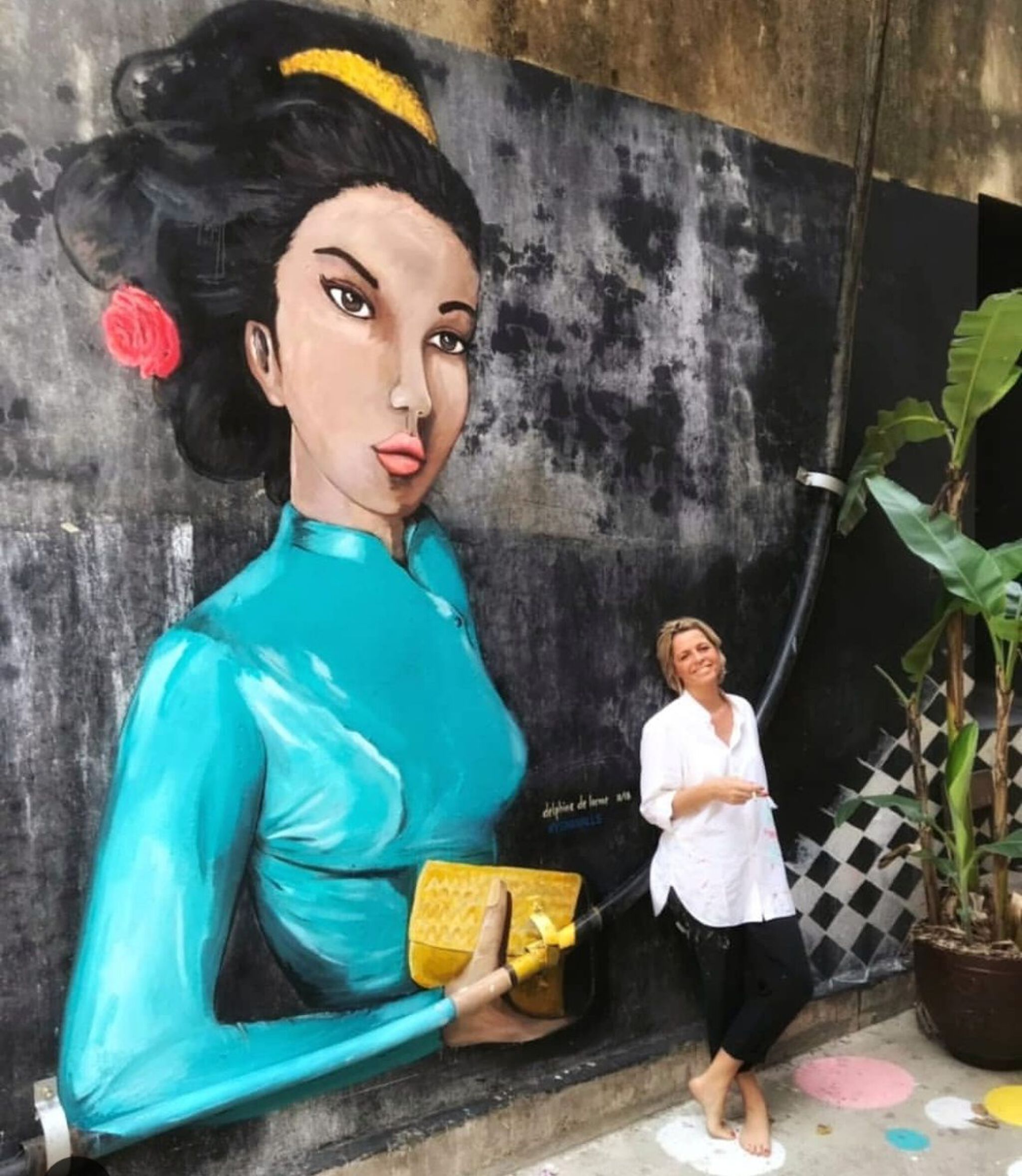 Delphine de Lorme&mdash;Htin Htin, modern burmese girl
