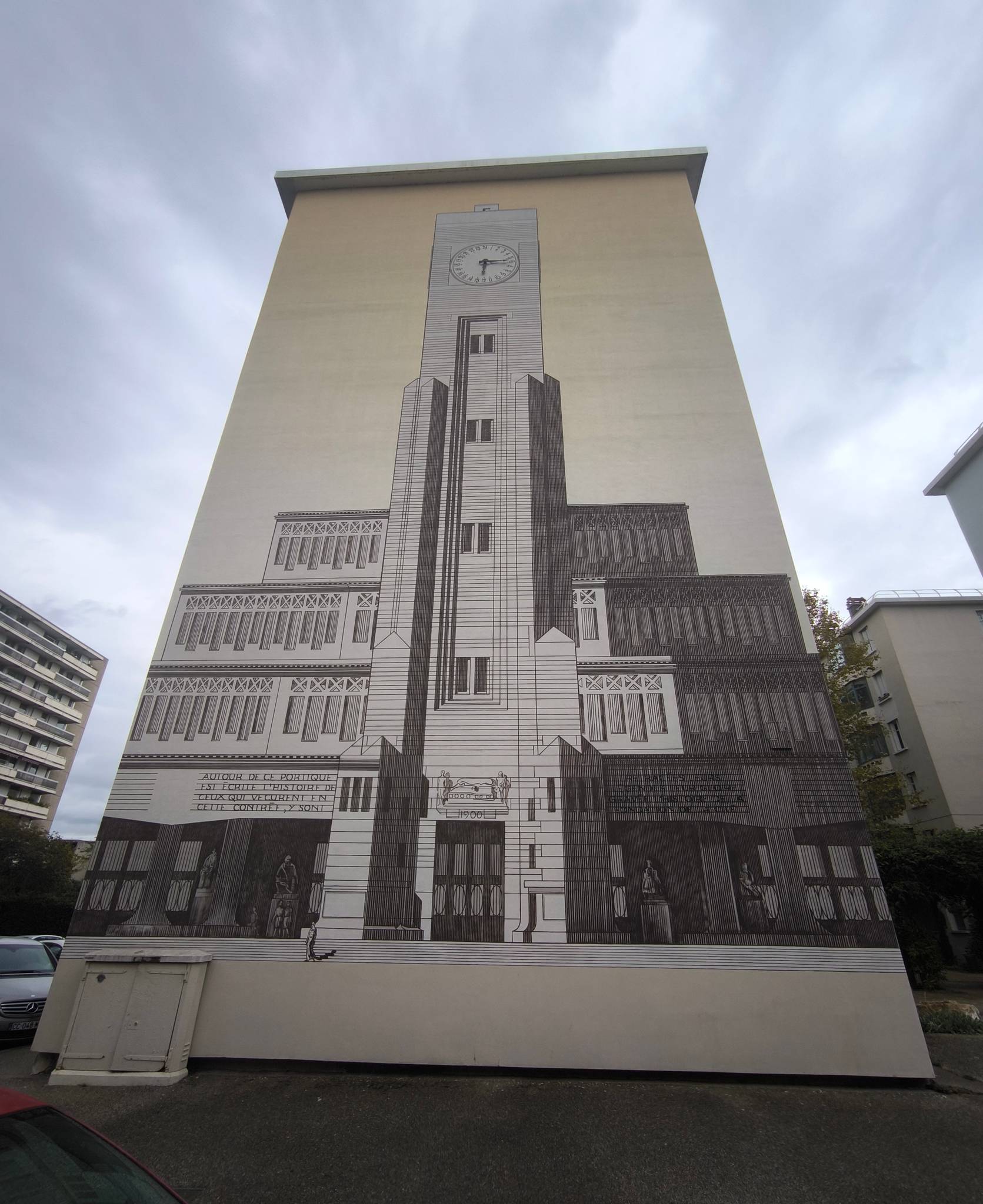 Cite Creation&mdash;The clock tower