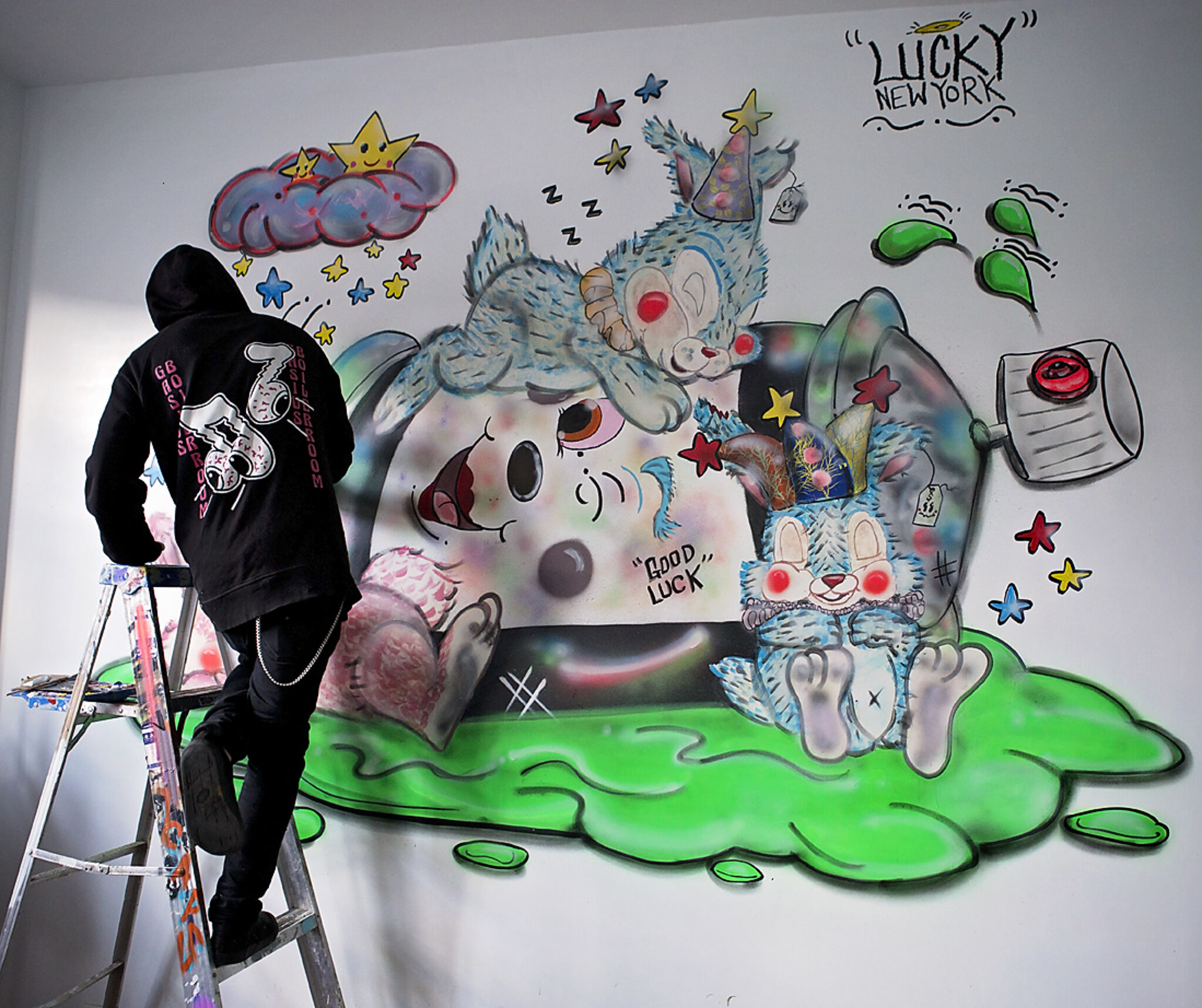 LUCKY&mdash;Untitled