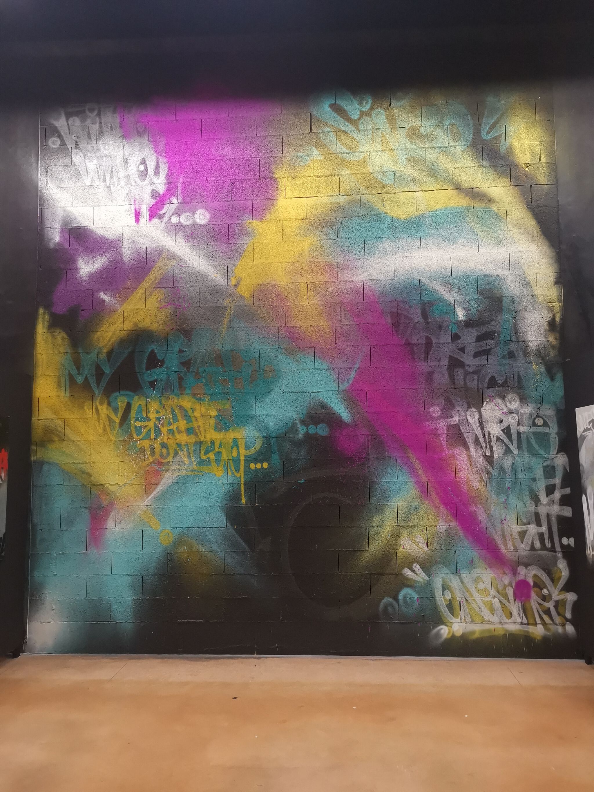 Siker, Reso, Katre, Julien Soone, SUGAR, Valer, OZER, Abys, Scaf&mdash;Exposition HALL82 (Hall-1)