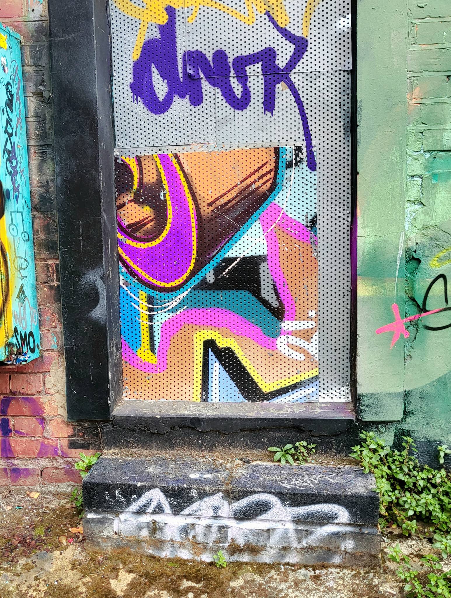 Fark, Roo Abrook, Kloth, NZIE, Sarnie, Nova, South Soak, Berk MLC, Pogo, Mistersamo, RoosArt&mdash;Southsea Ghetto (various artists)