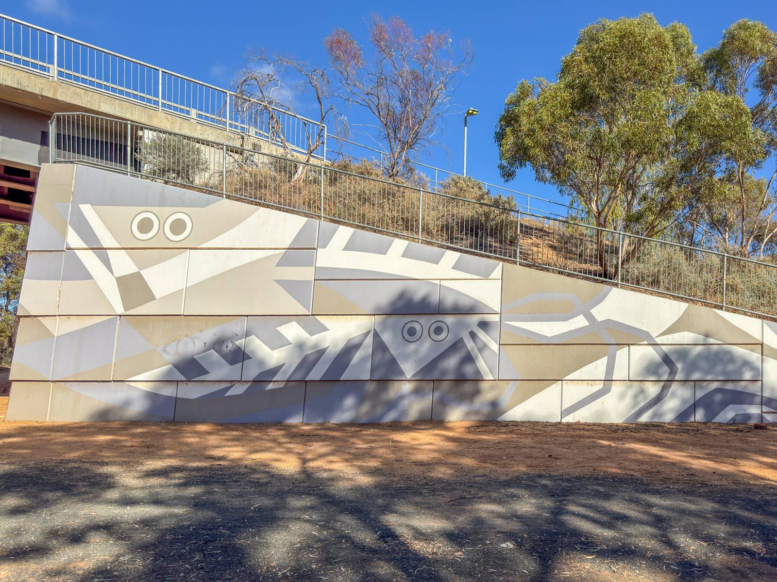 Garry Duncan, Shane Karpany, Jason Karpany, Elsie Summer&mdash;Berri Bridge Mural