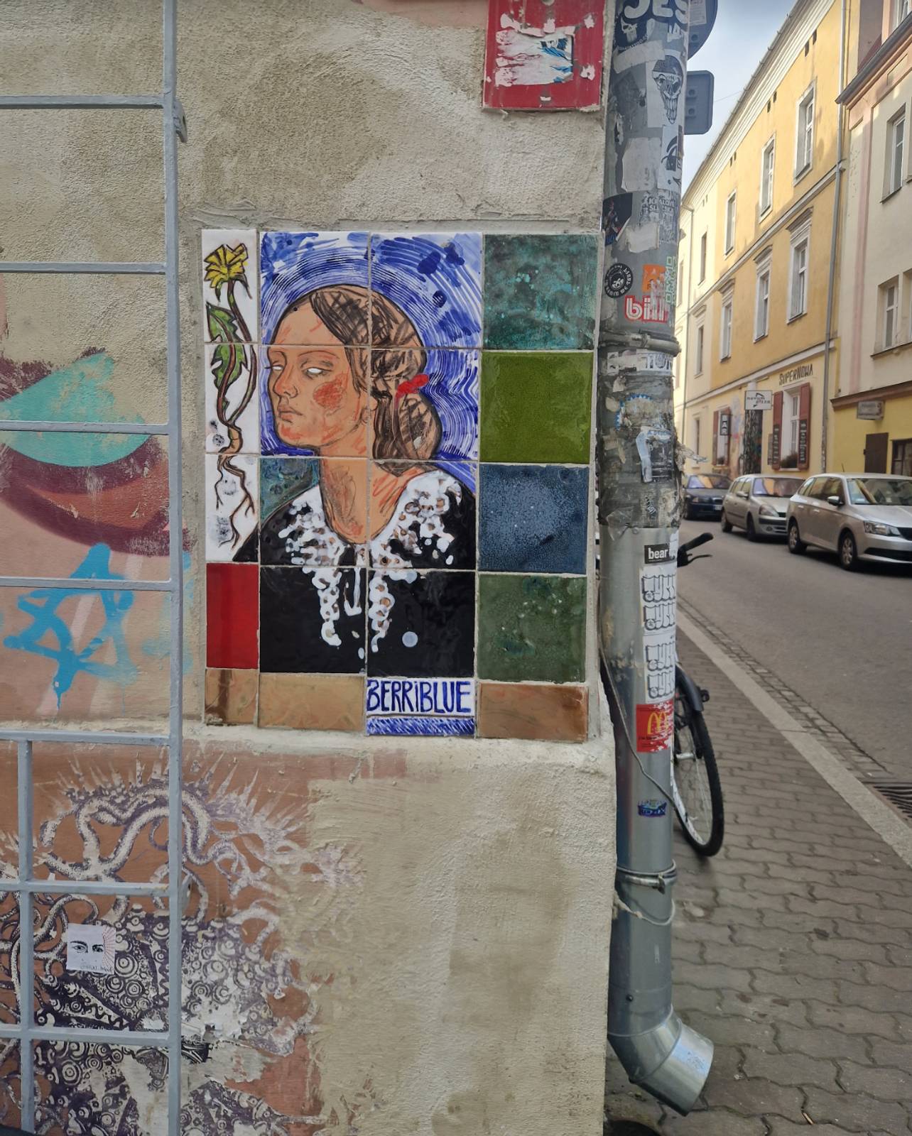 Berri-blue&mdash;undefined