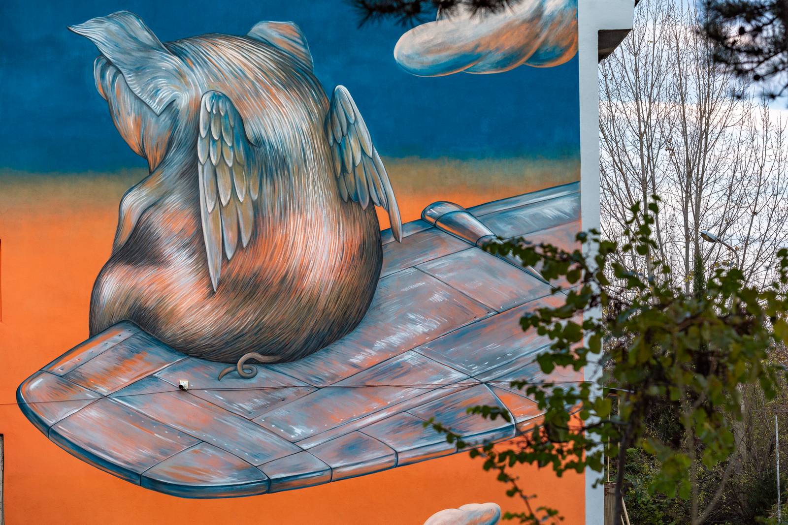 Dante&mdash;Pigs on the Wings