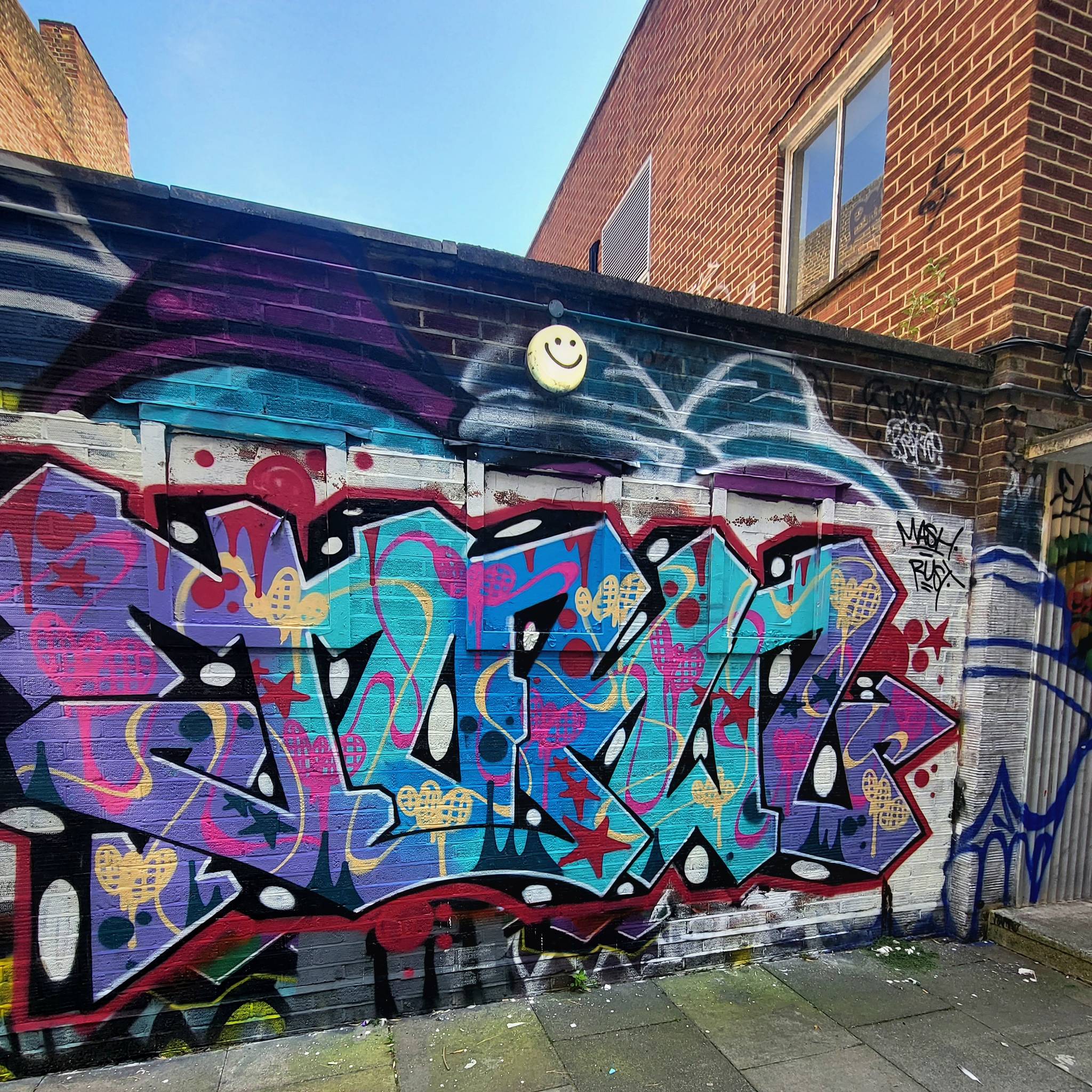 Fark, Roo Abrook, Kloth, NZIE, Sarnie, Nova, South Soak, Berk MLC, Pogo, Mistersamo, RoosArt&mdash;Southsea Ghetto (various artists)