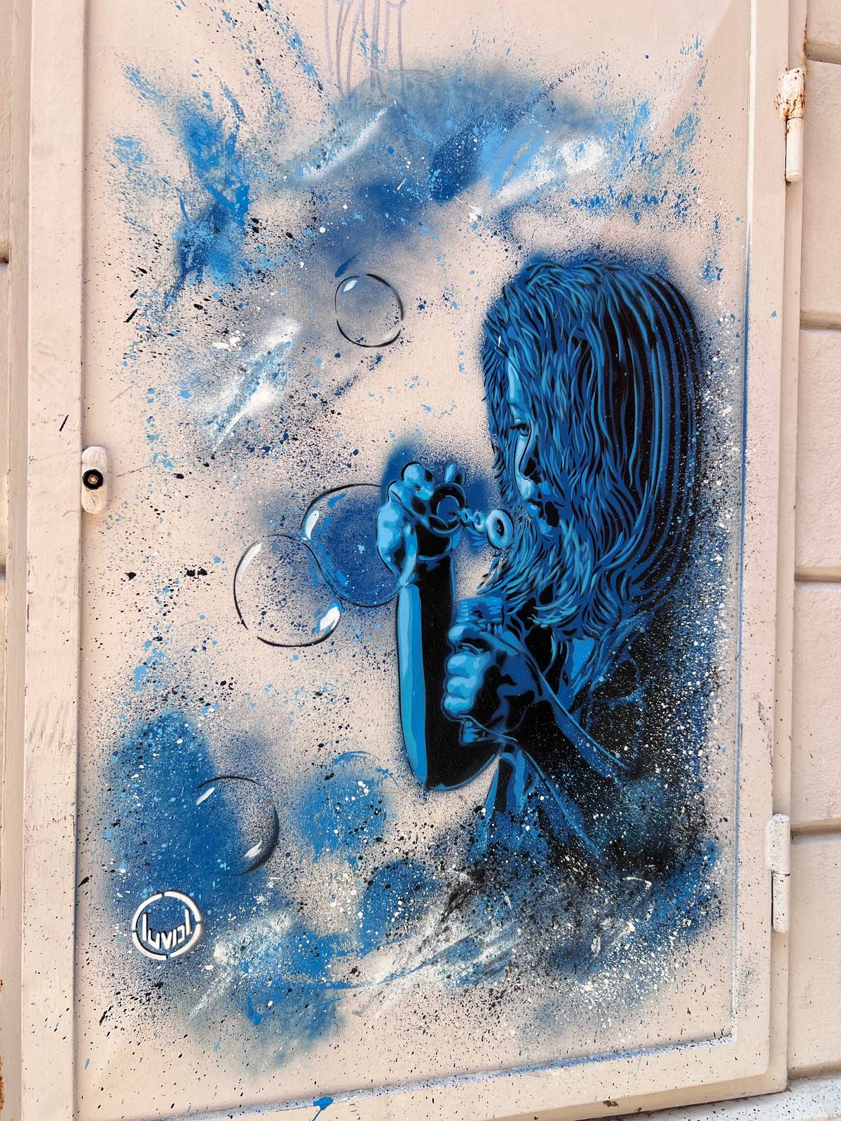 Luvol&mdash;Soap bubble