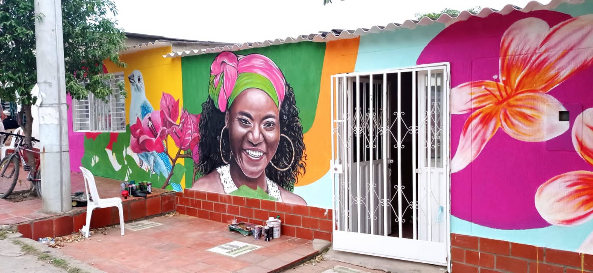 Táriba, Esquema Colectivo, Vicdarina&mdash;Africa Woman