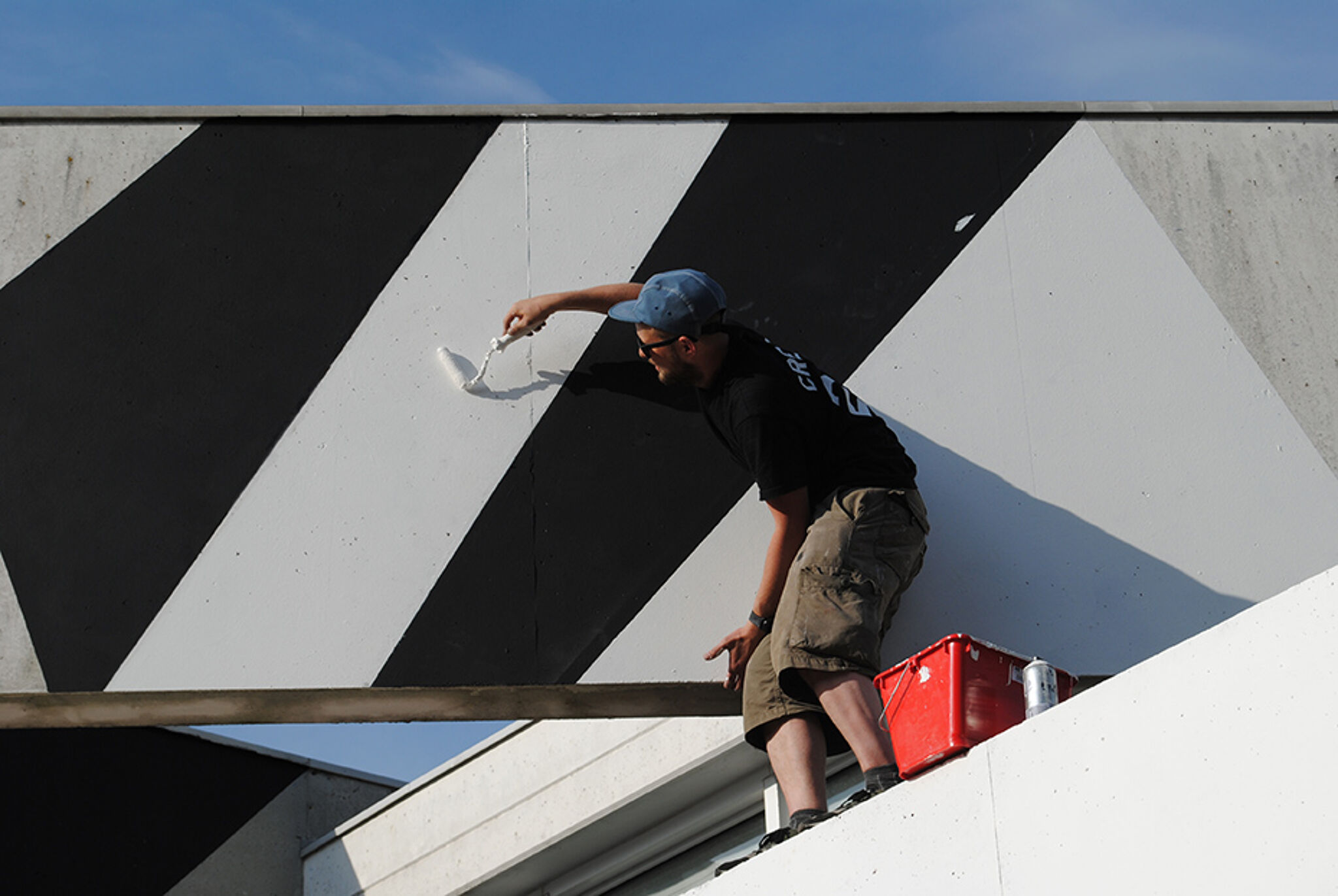 Graphic surgery&mdash;Razzle