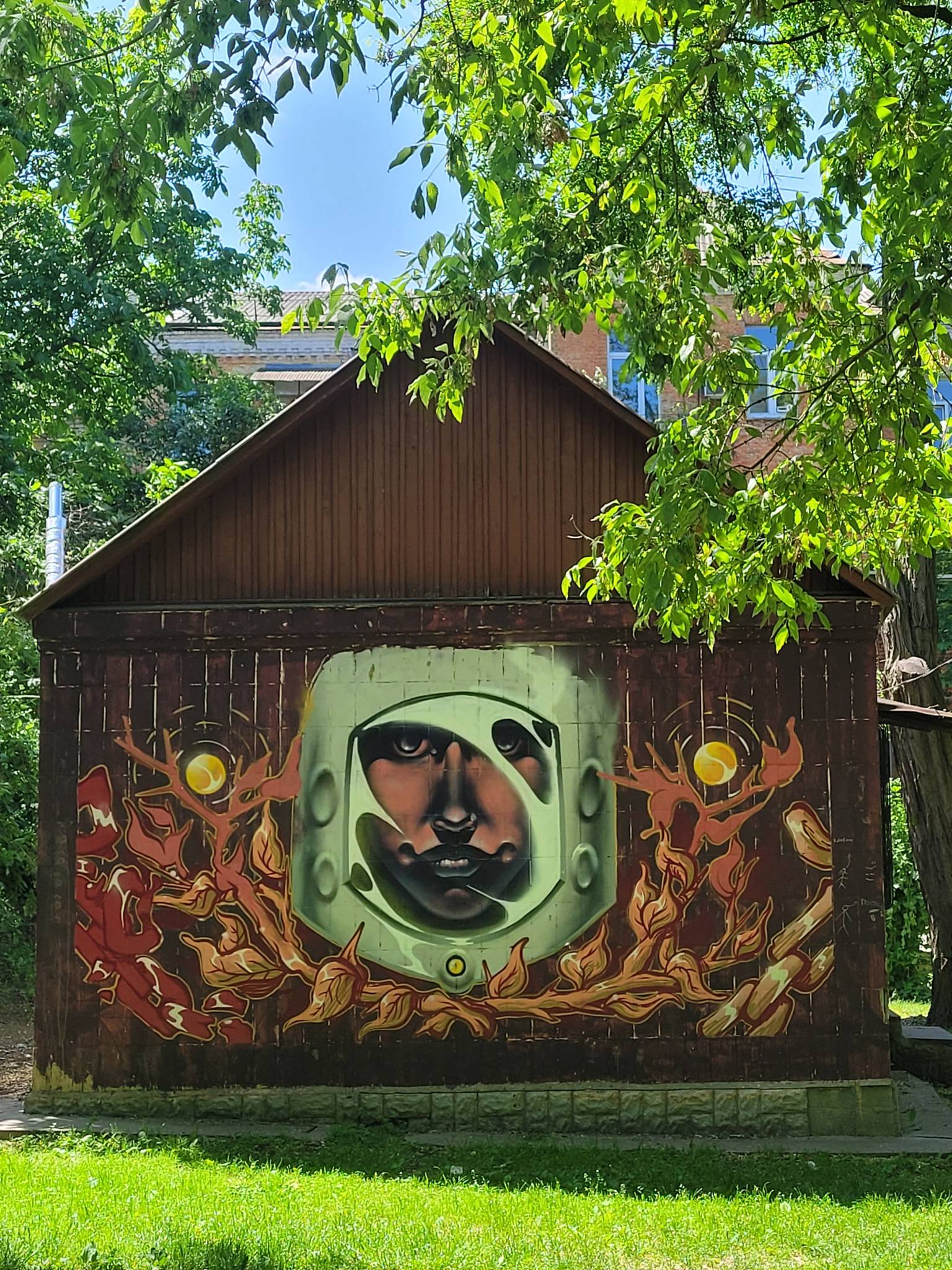 Unknown - Kyiv&mdash;The spaceman