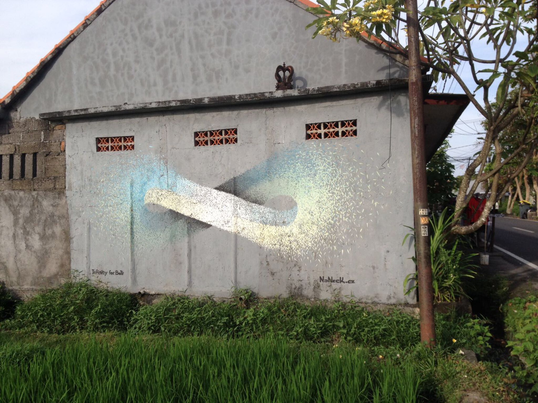 Noneck&mdash;Infinity for Bali