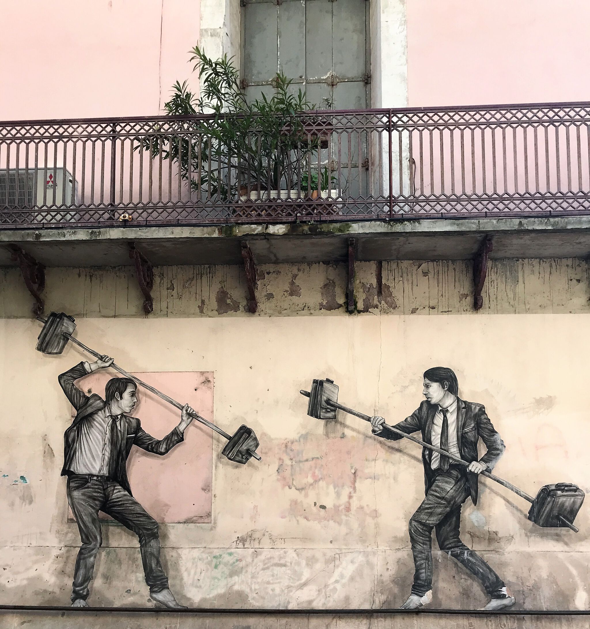Levalet, Claire Streetart&mdash;Levalet Rue JM Barrat