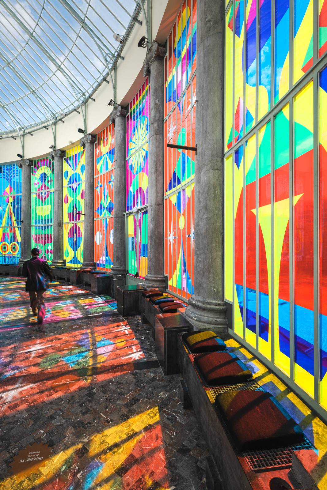 HELL'O&mdash;In-situ installation