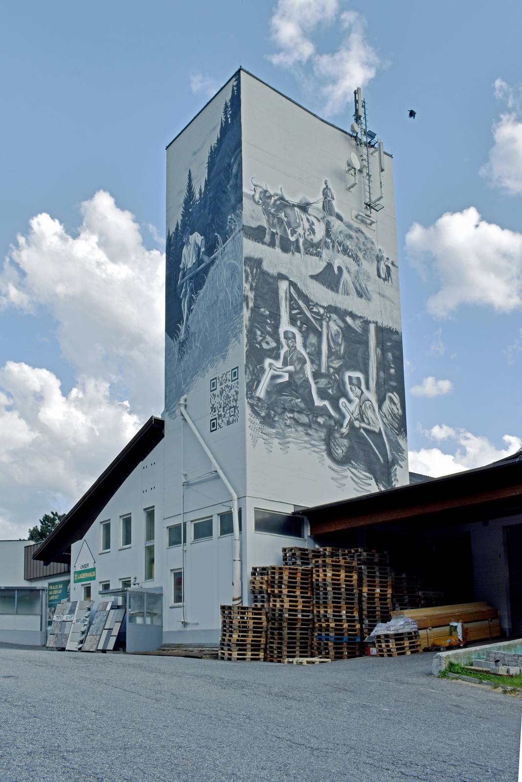Raphael Pesentheiner &mdash;Old grain tower // EU_Kunstwaende