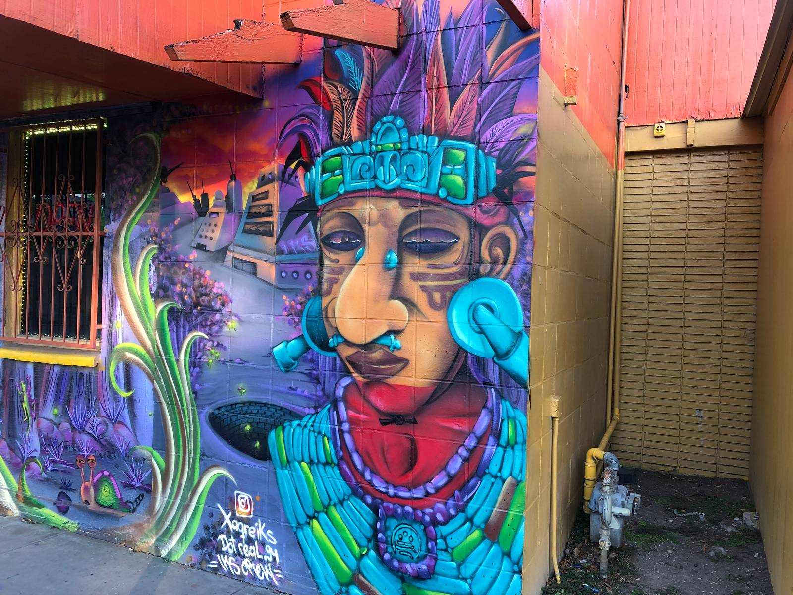 Xaqre IksAxk, Dot Real&mdash;Reyna Roja Maya (Mayan Red Queen)